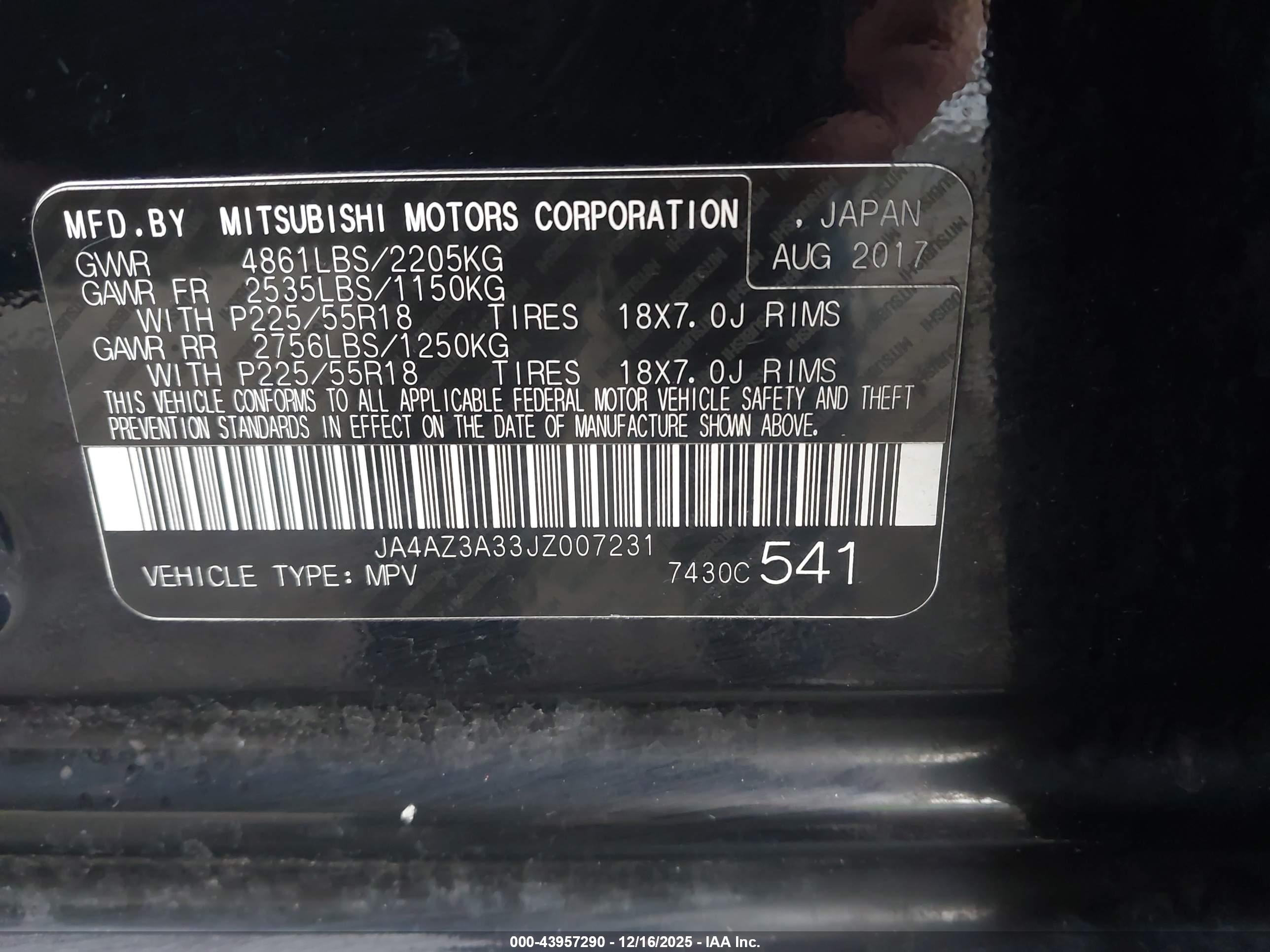 MITSUBISHI OUTLANDER image 9