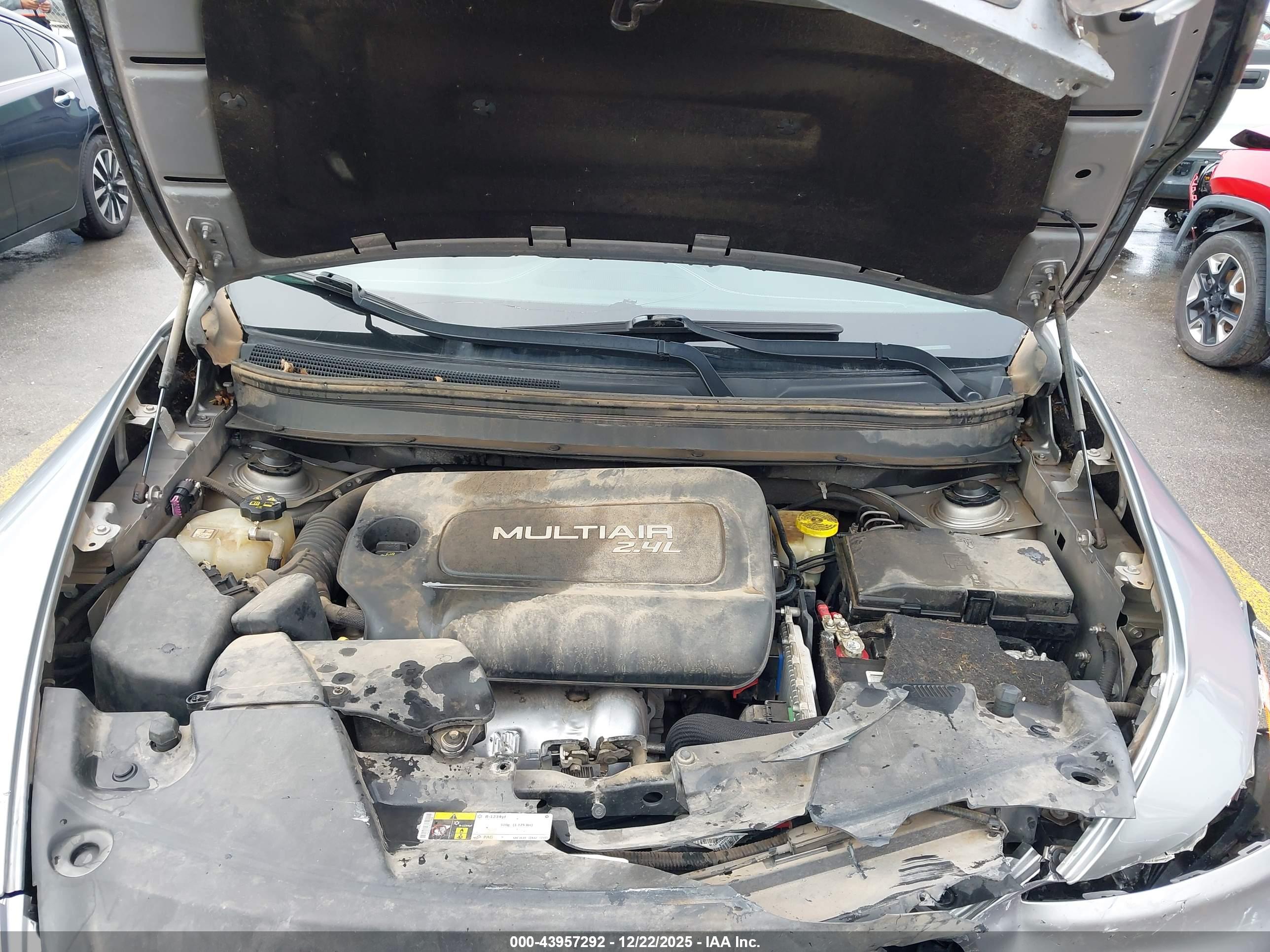JEEP CHEROKEE image 10