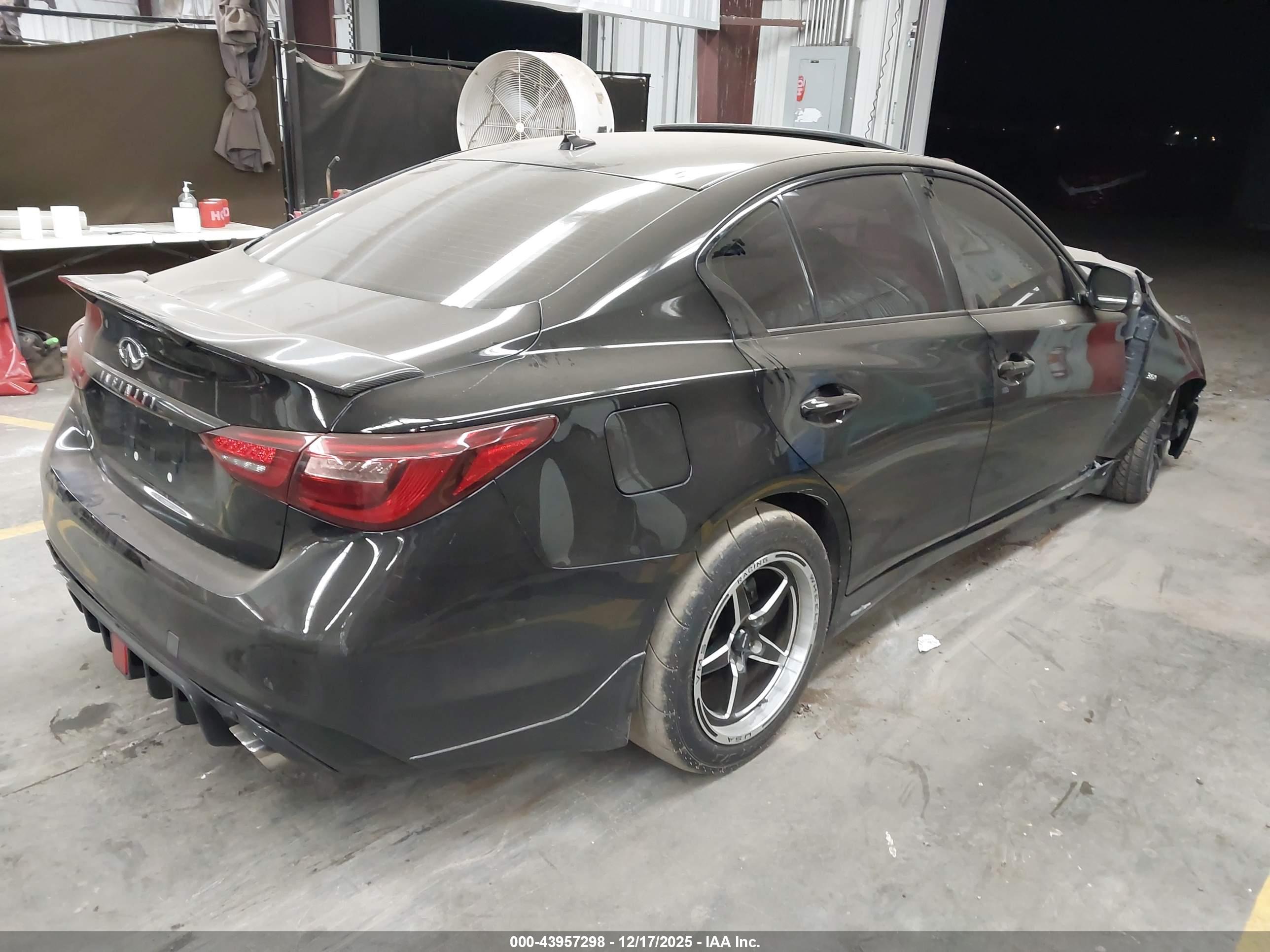 INFINITI Q50 image 4
