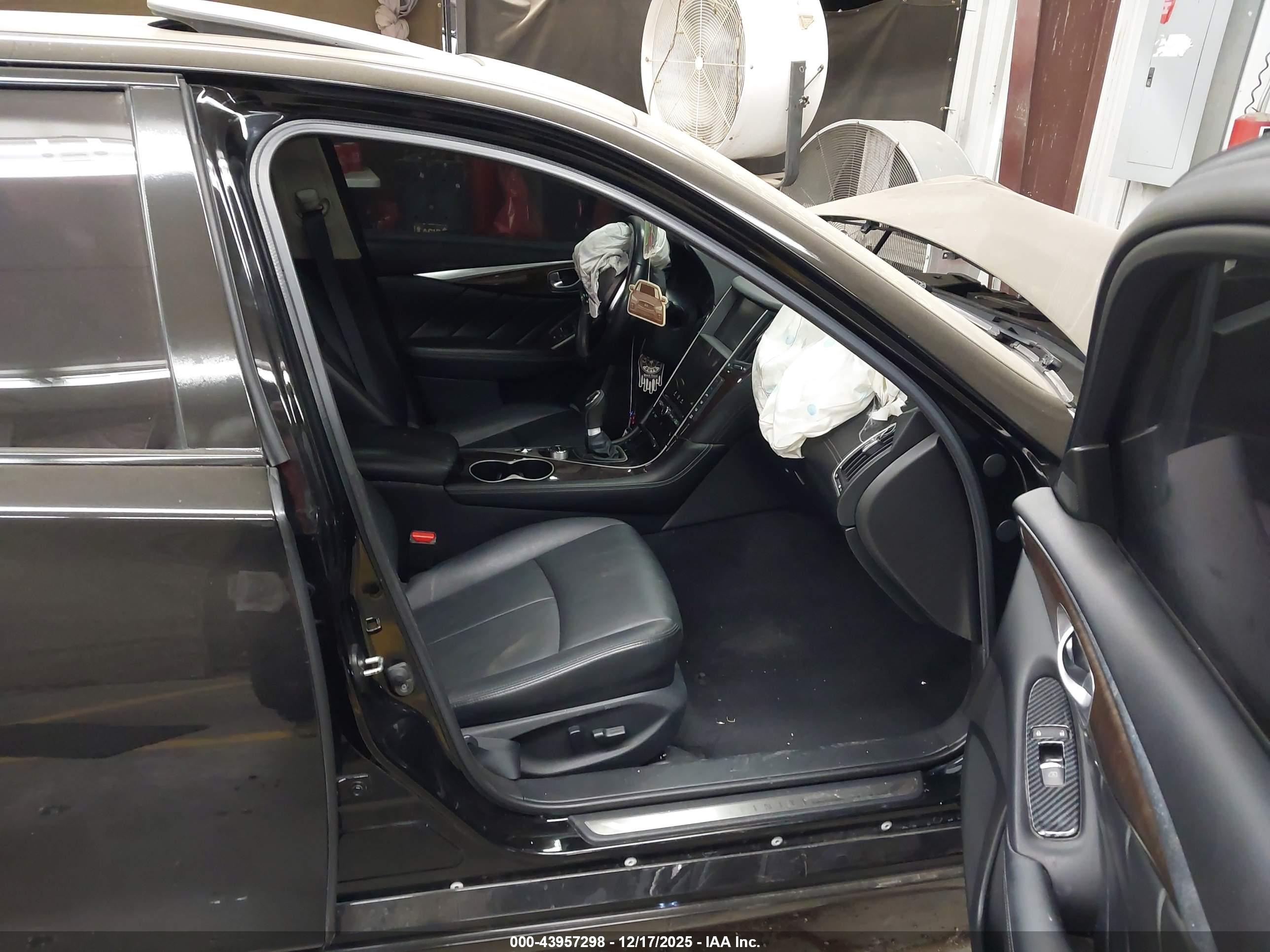 INFINITI Q50 image 5