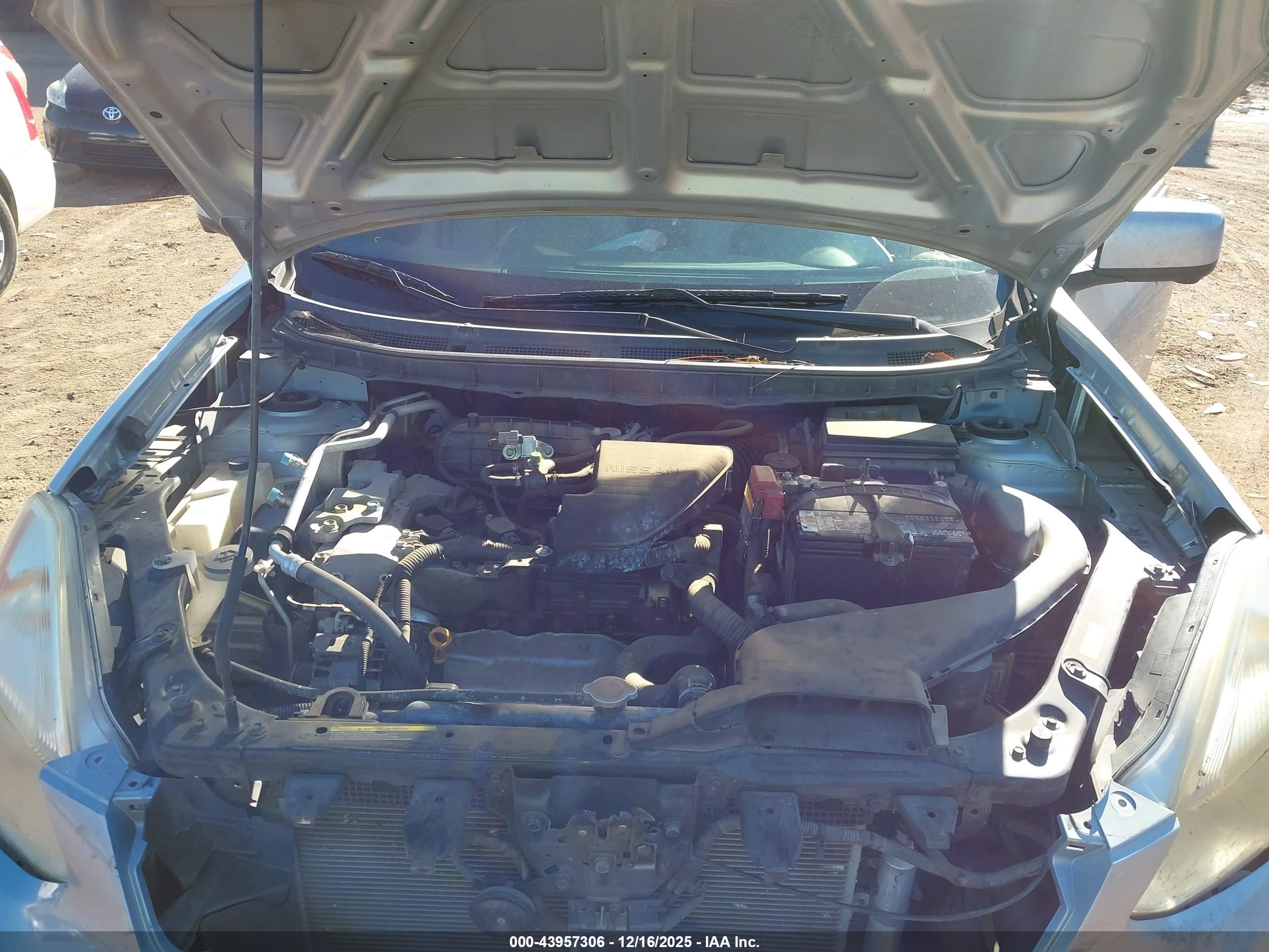 NISSAN ROGUE image 10