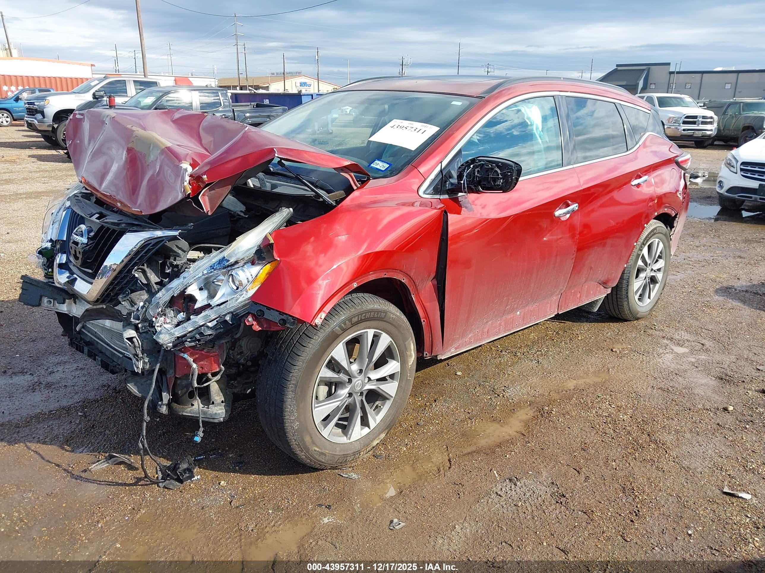 NISSAN MURANO image 2