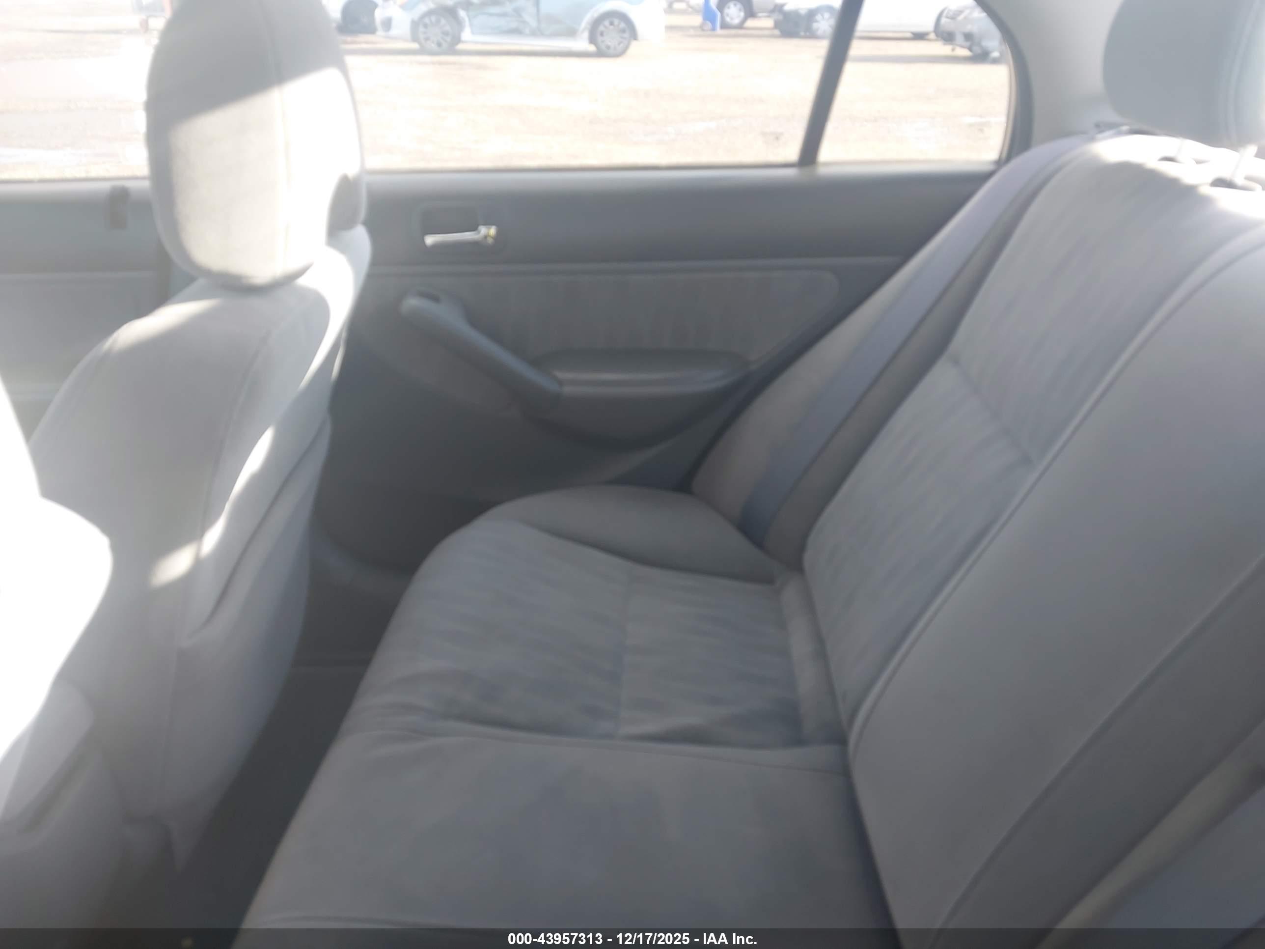HONDA CIVIC image 8