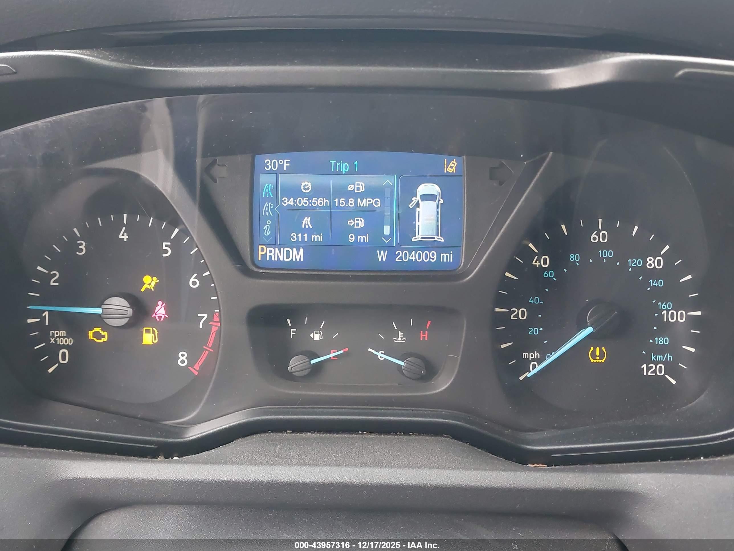 FORD TRANSIT-250 image 7