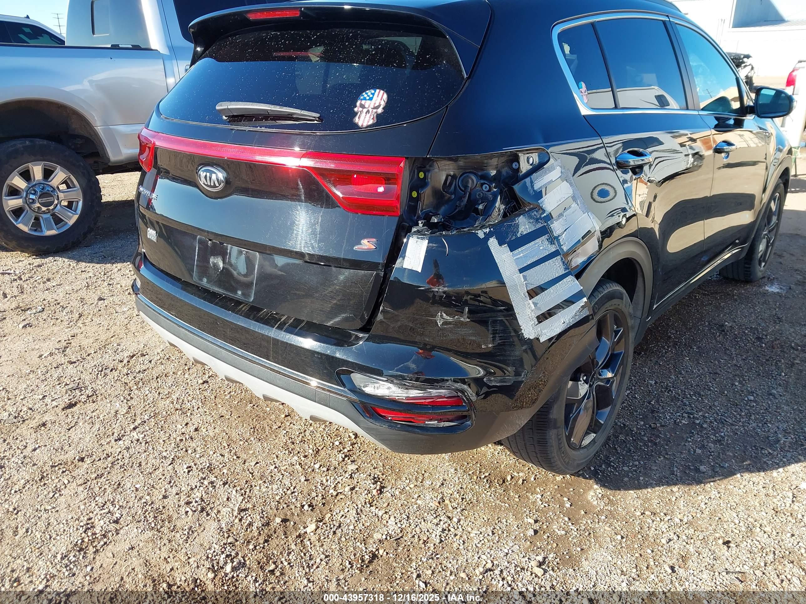 KIA SPORTAGE image 6