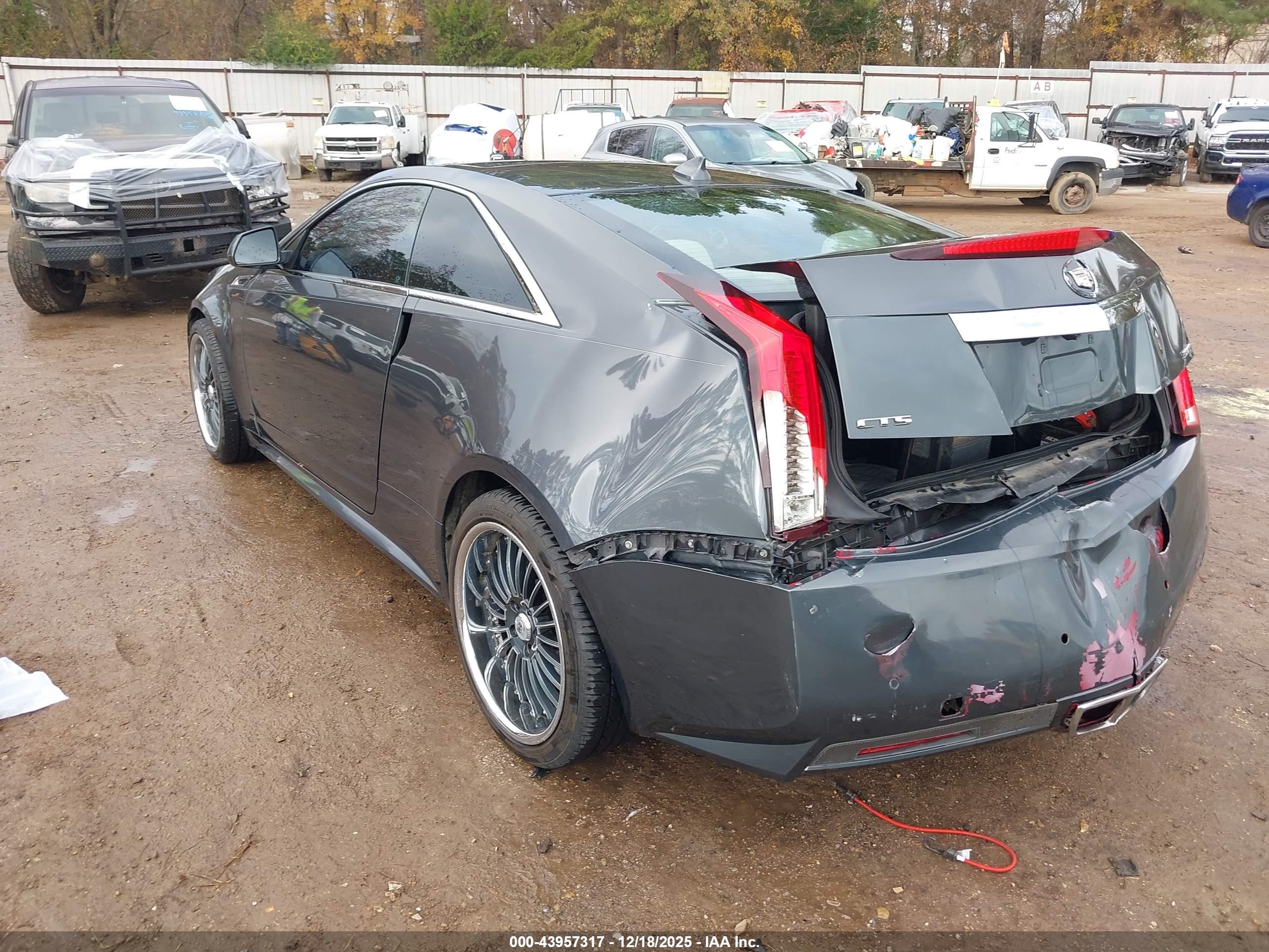 CADILLAC CTS image 3
