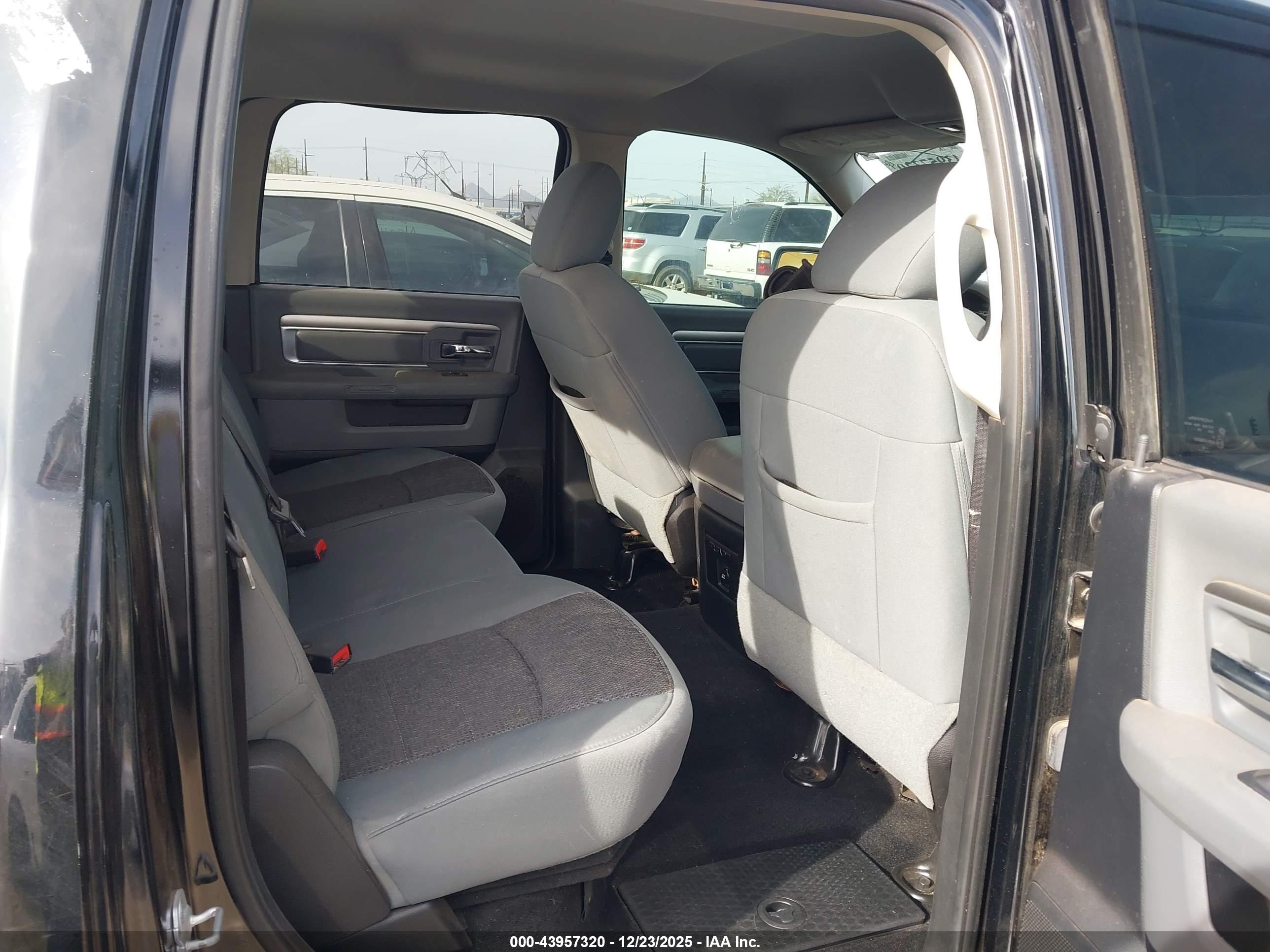 RAM 1500 image 8
