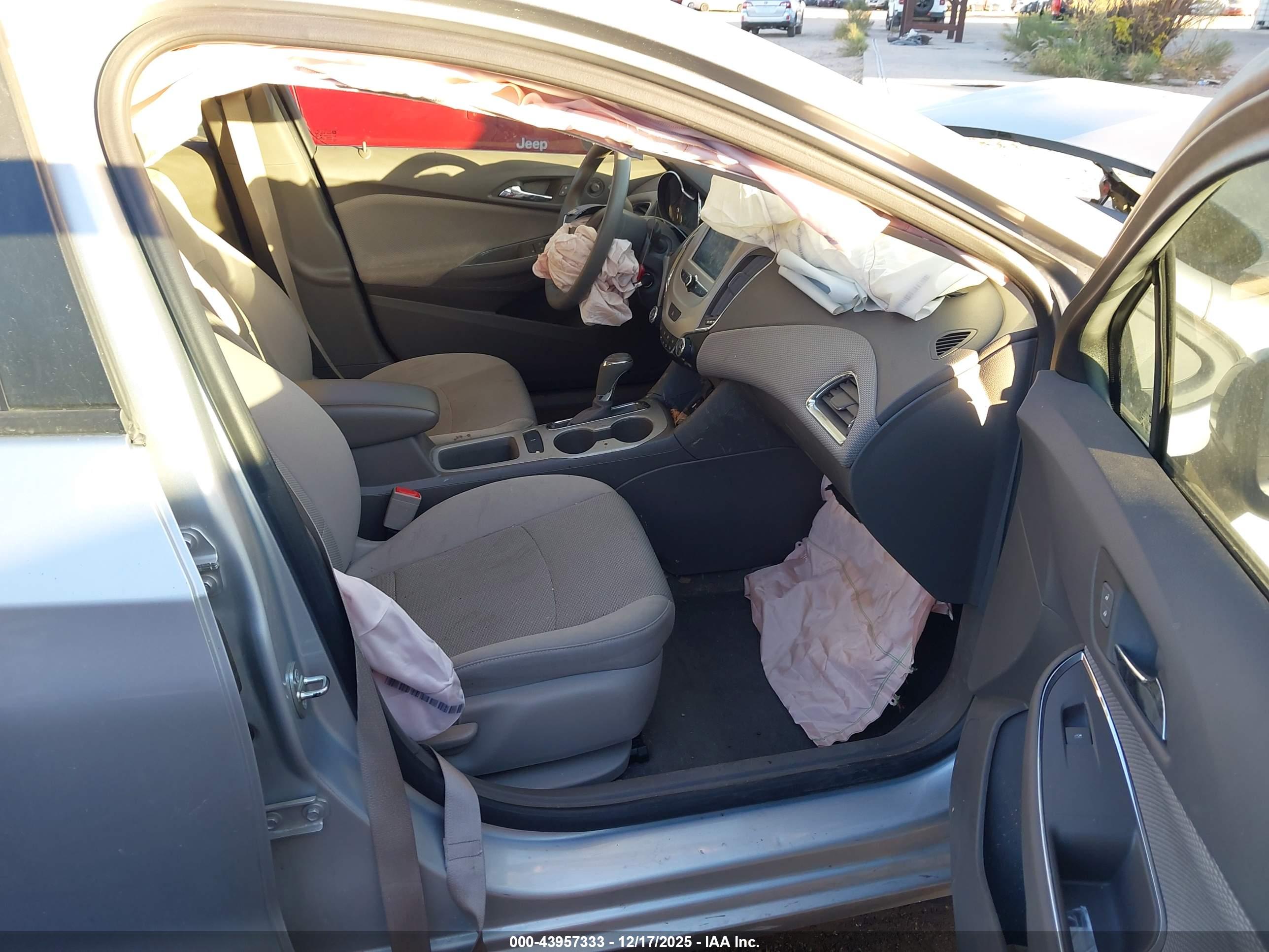 CHEVROLET CRUZE image 5