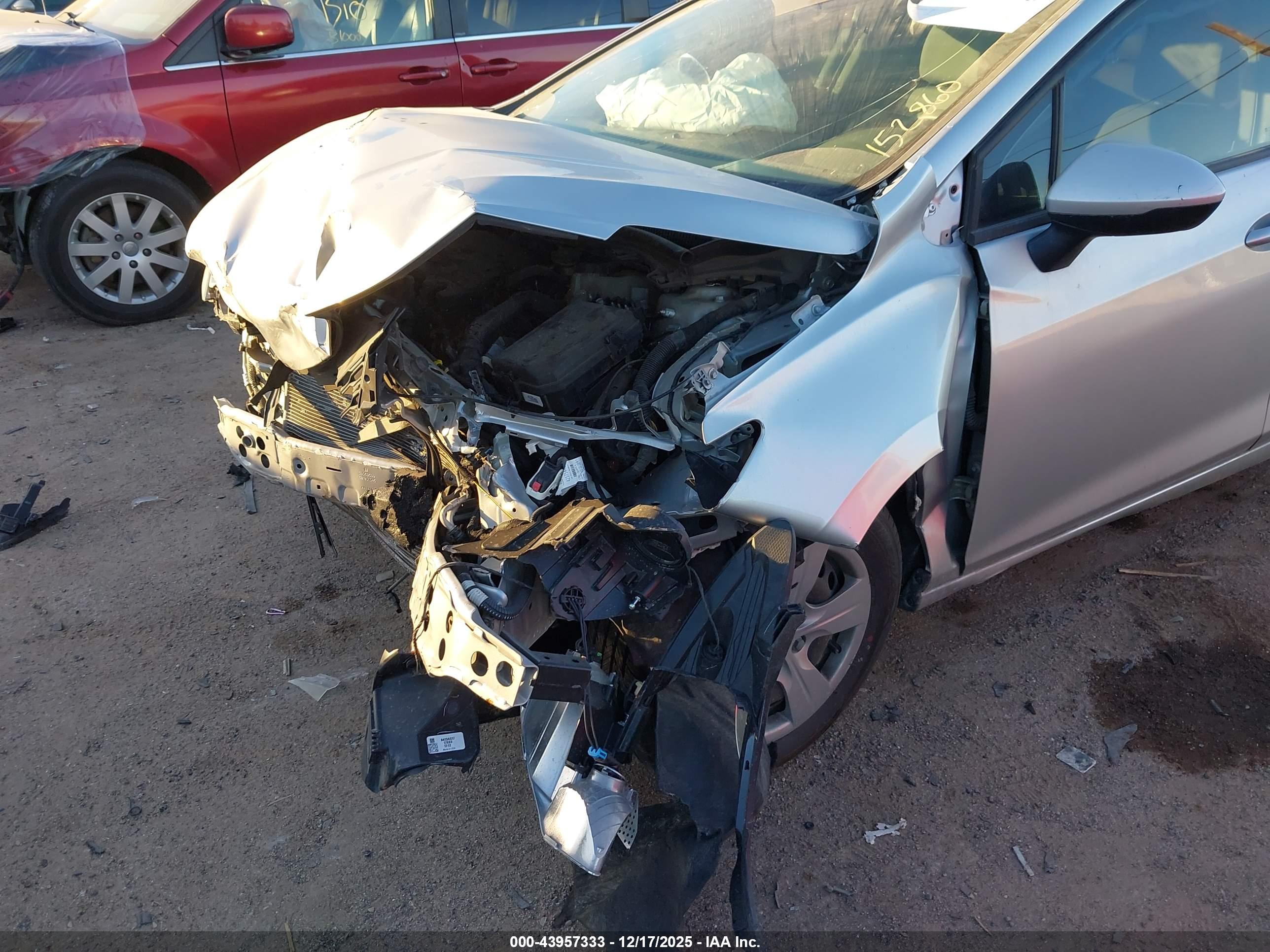 CHEVROLET CRUZE image 6