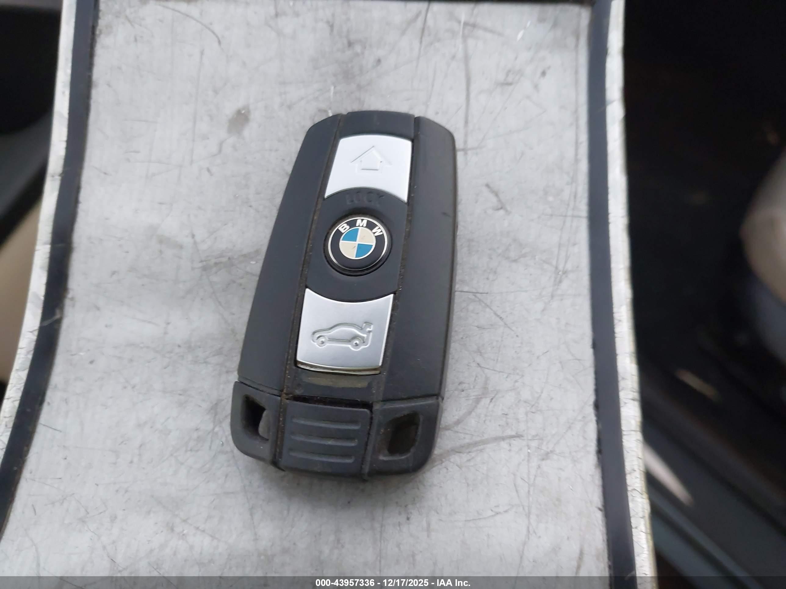BMW 328I image 11