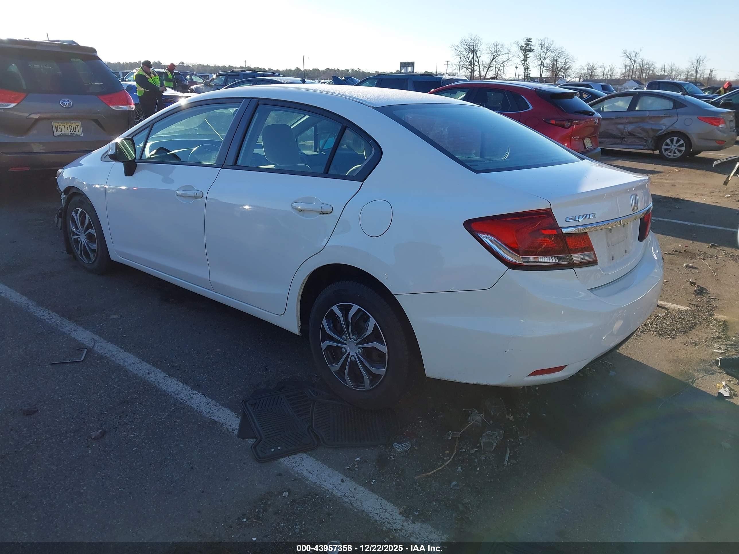 HONDA CIVIC image 3