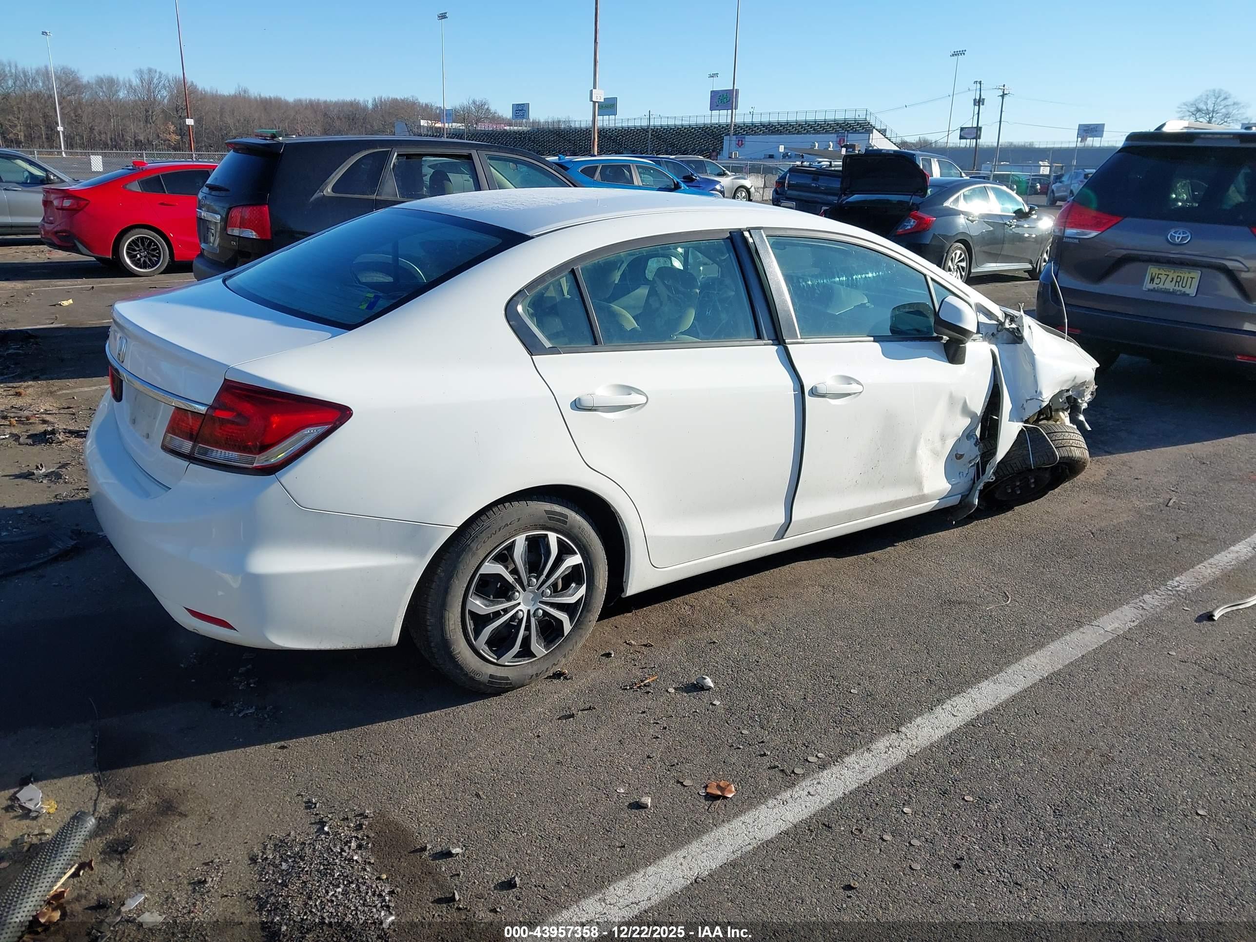 HONDA CIVIC image 4