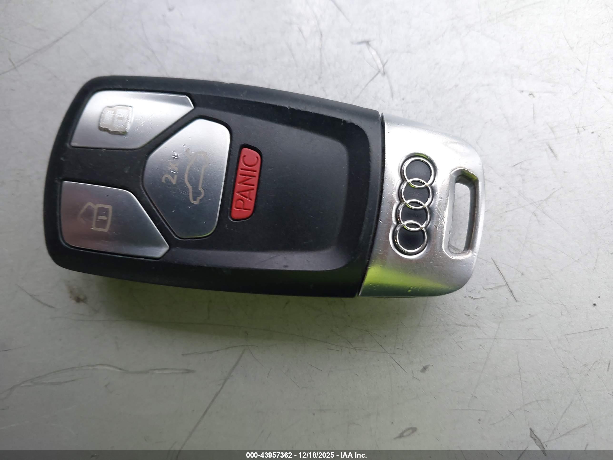AUDI A4 image 11