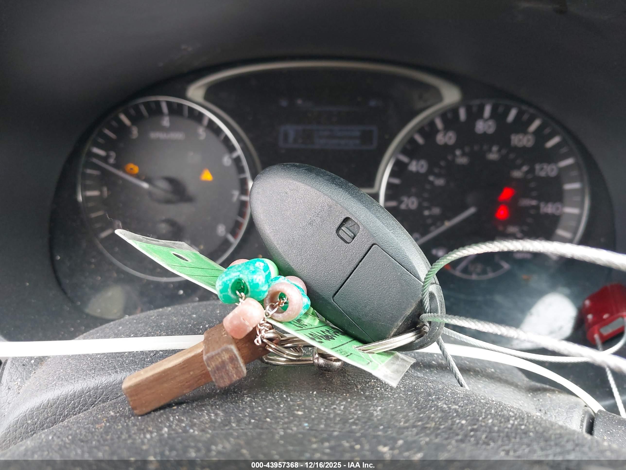 NISSAN ALTIMA image 11