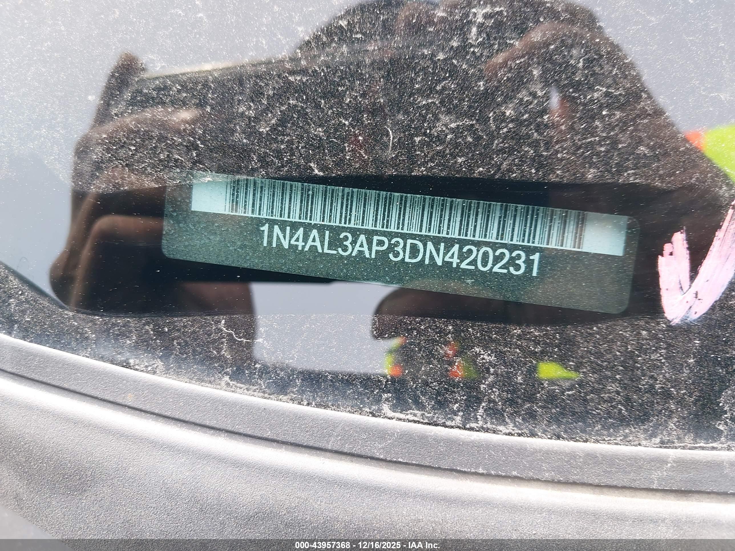 NISSAN ALTIMA image 9