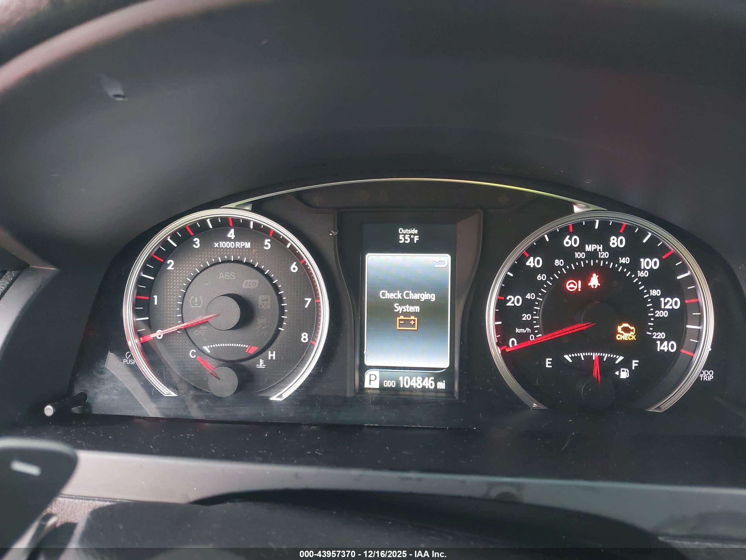 TOYOTA CAMRY image 7