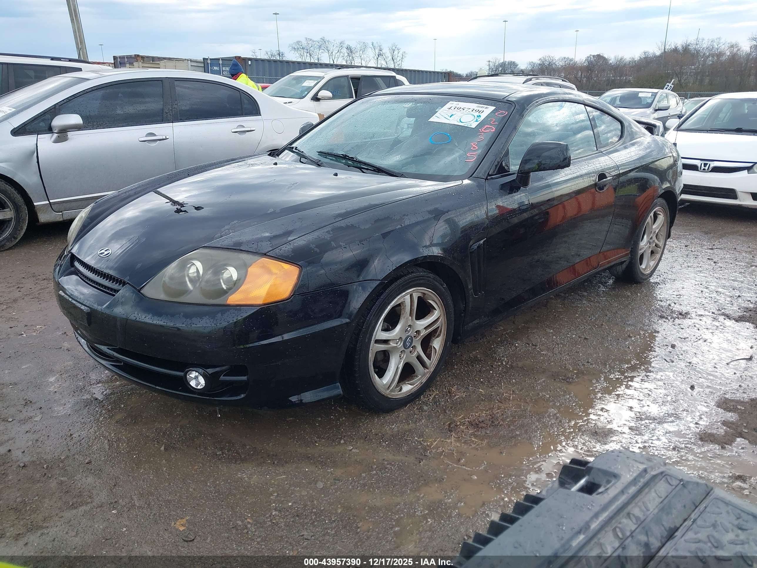 HYUNDAI TIBURON image 2