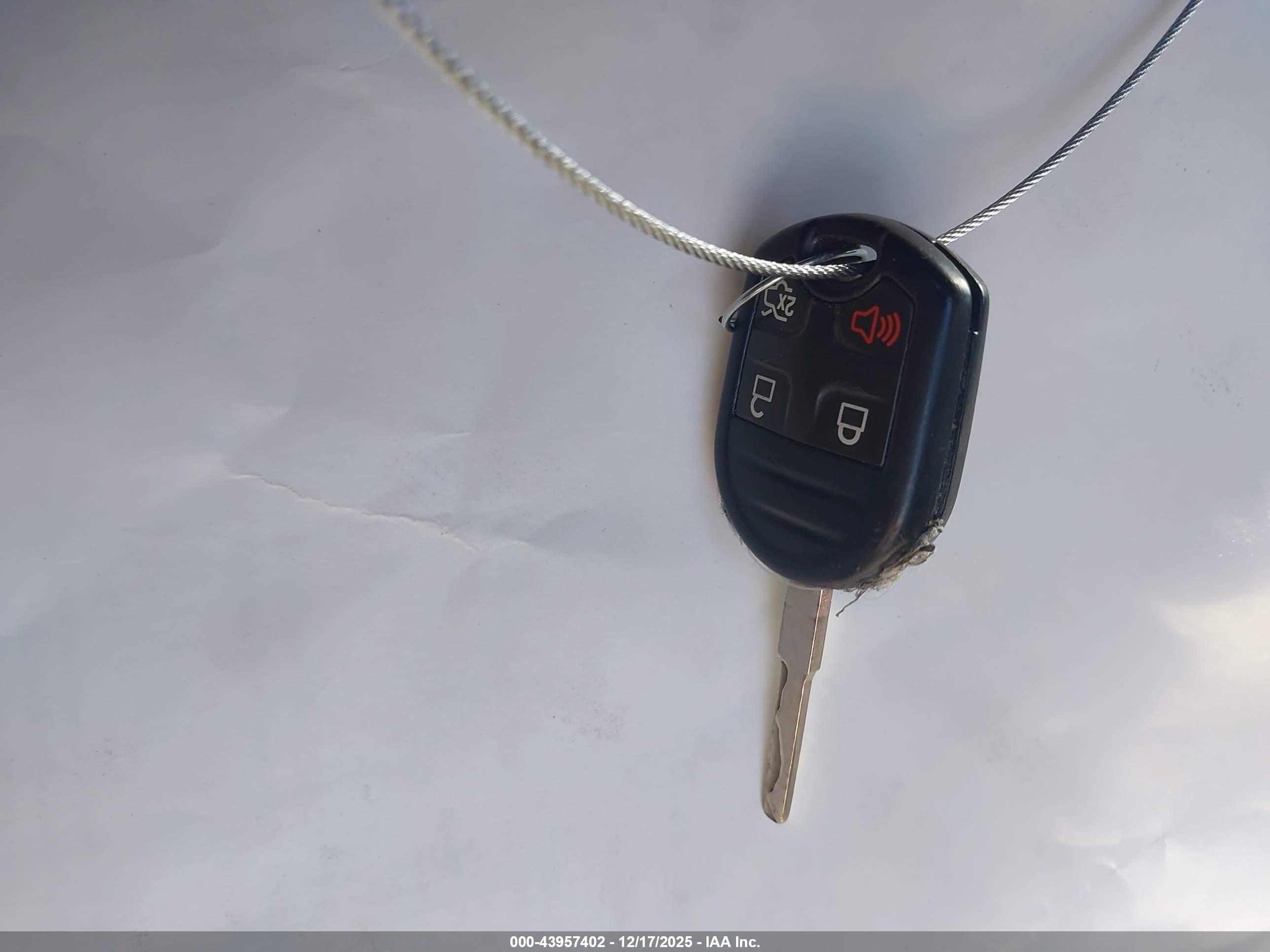 FORD FIESTA image 11
