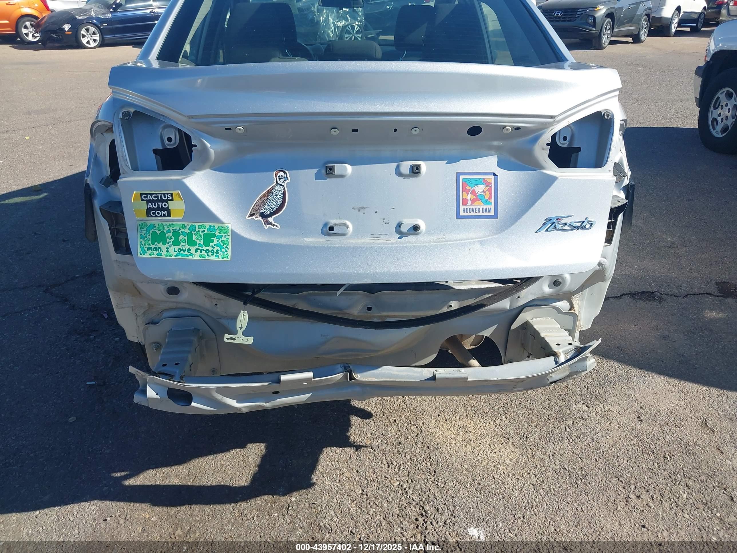 FORD FIESTA image 6