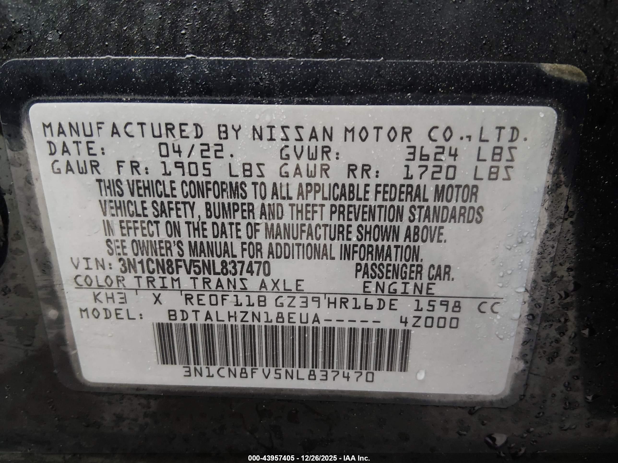 NISSAN VERSA image 9