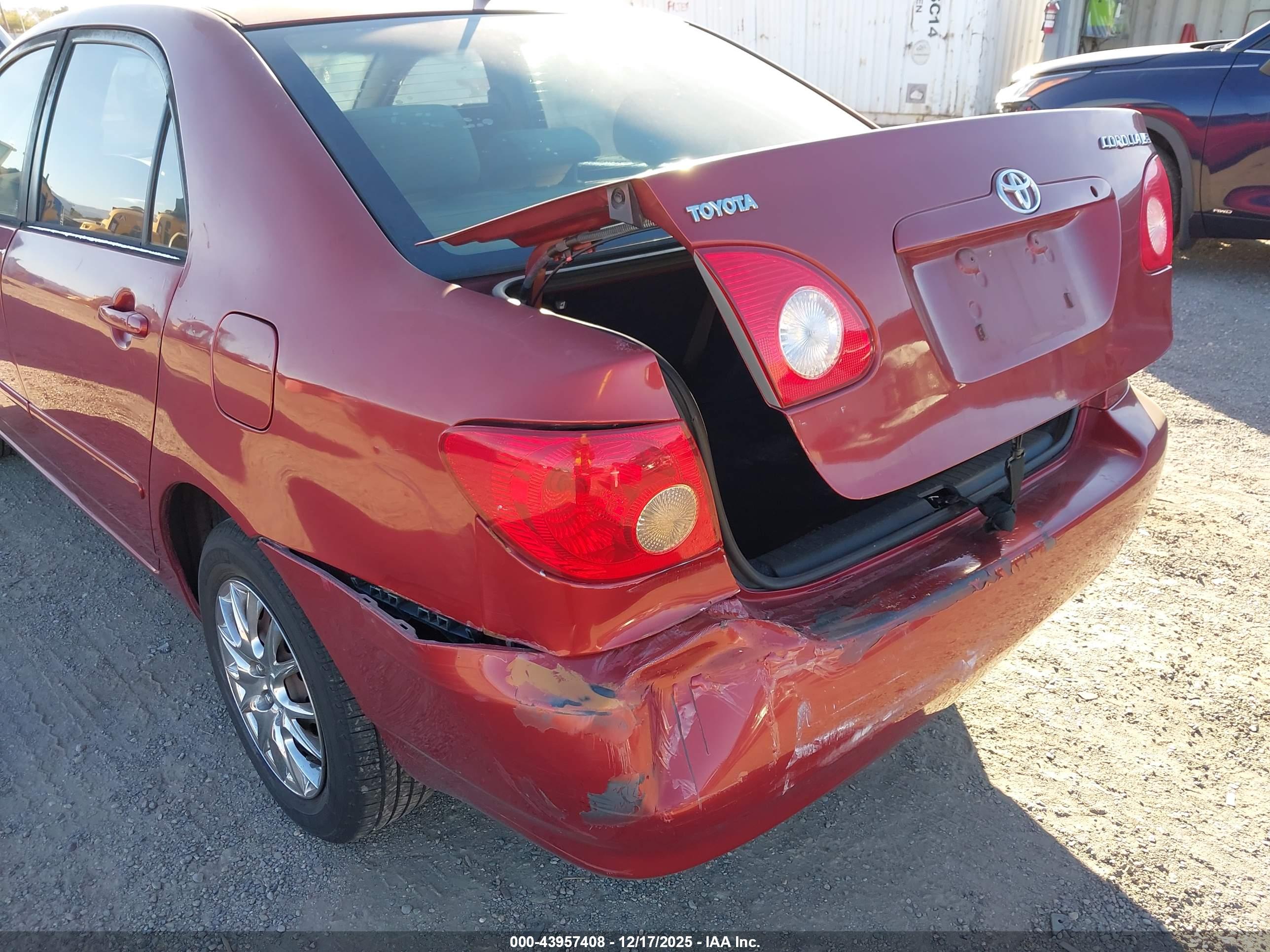 TOYOTA COROLLA image 6