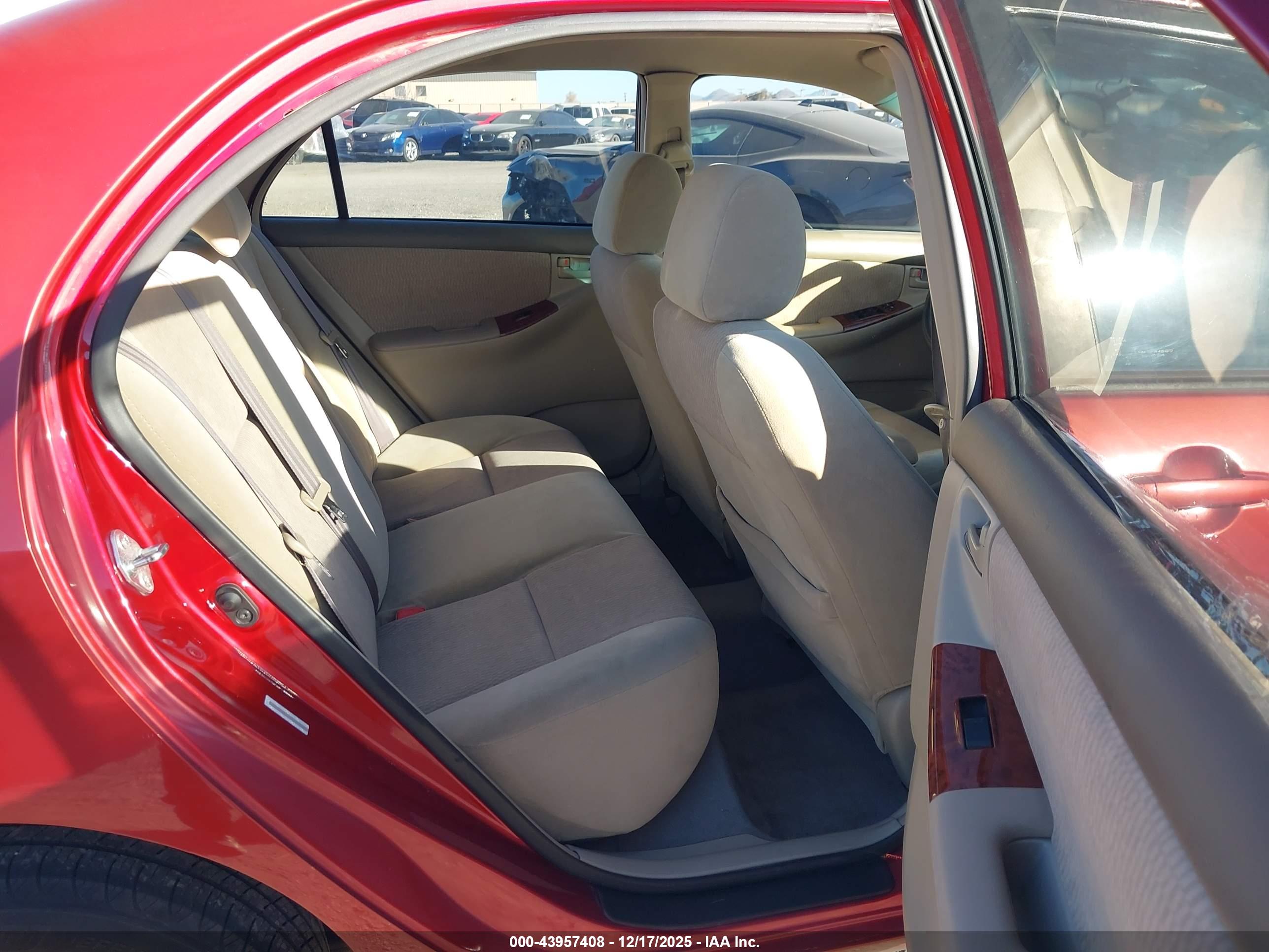 TOYOTA COROLLA image 8