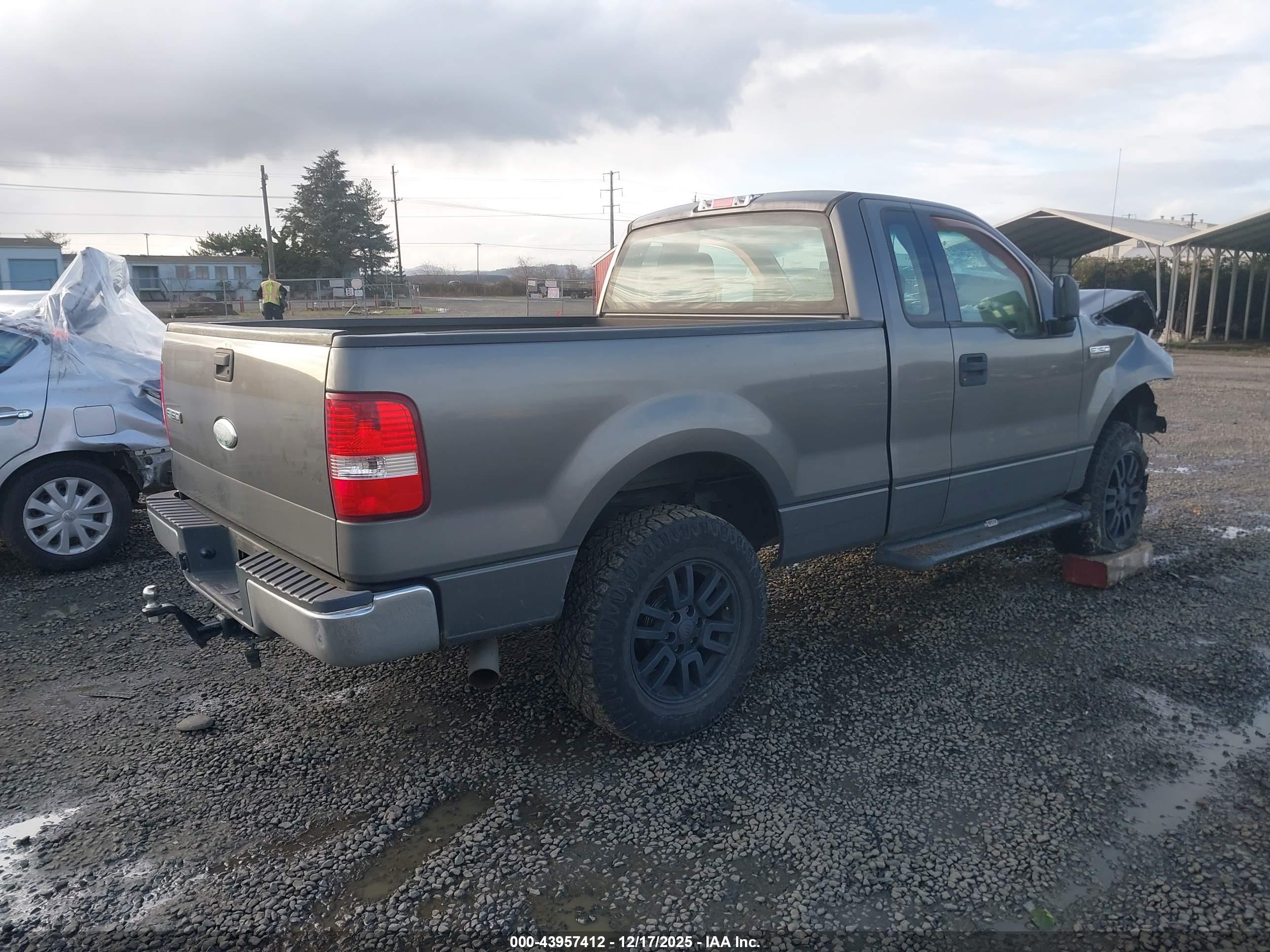 FORD F-150 image 4