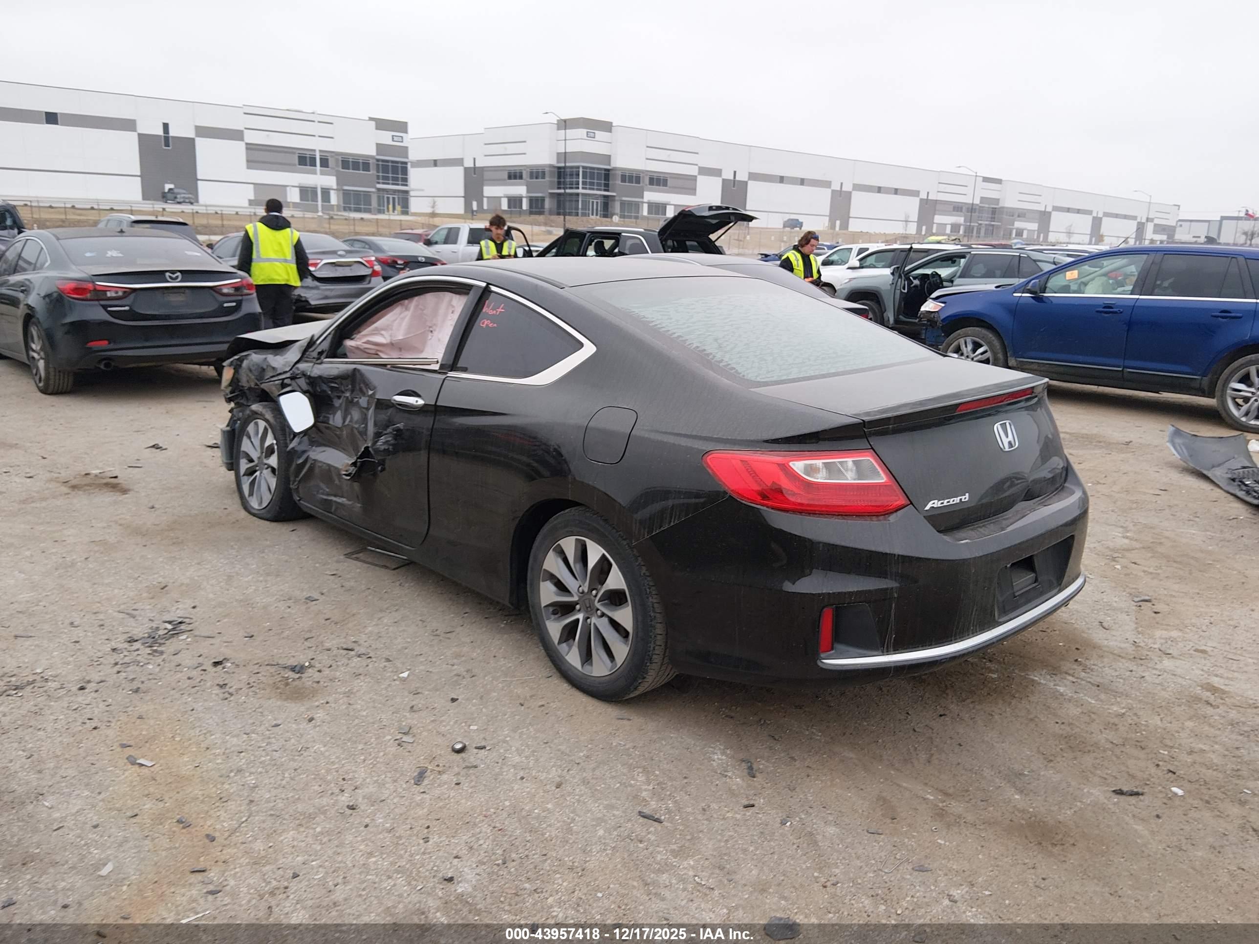 HONDA ACCORD image 3