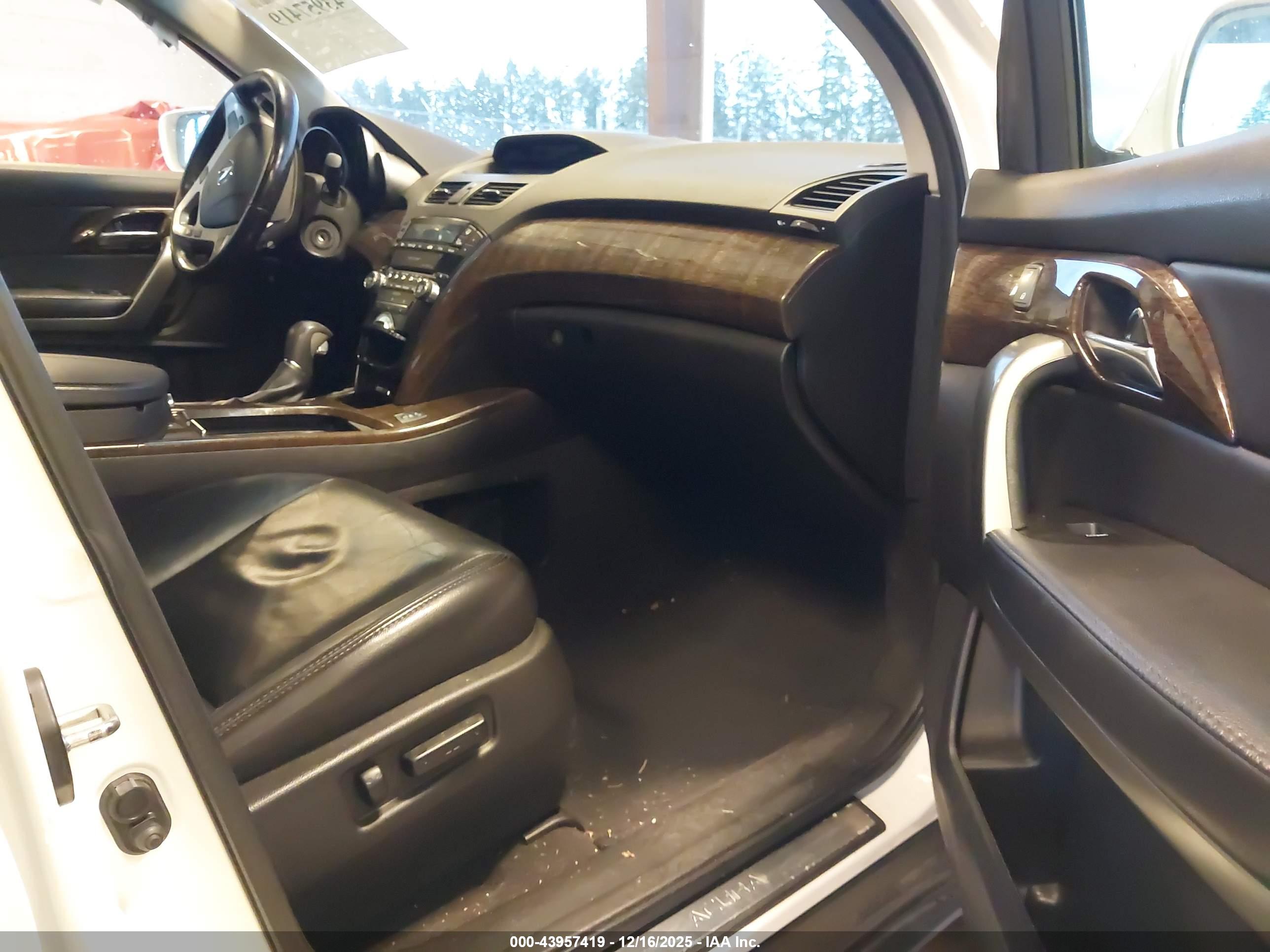 ACURA MDX image 5