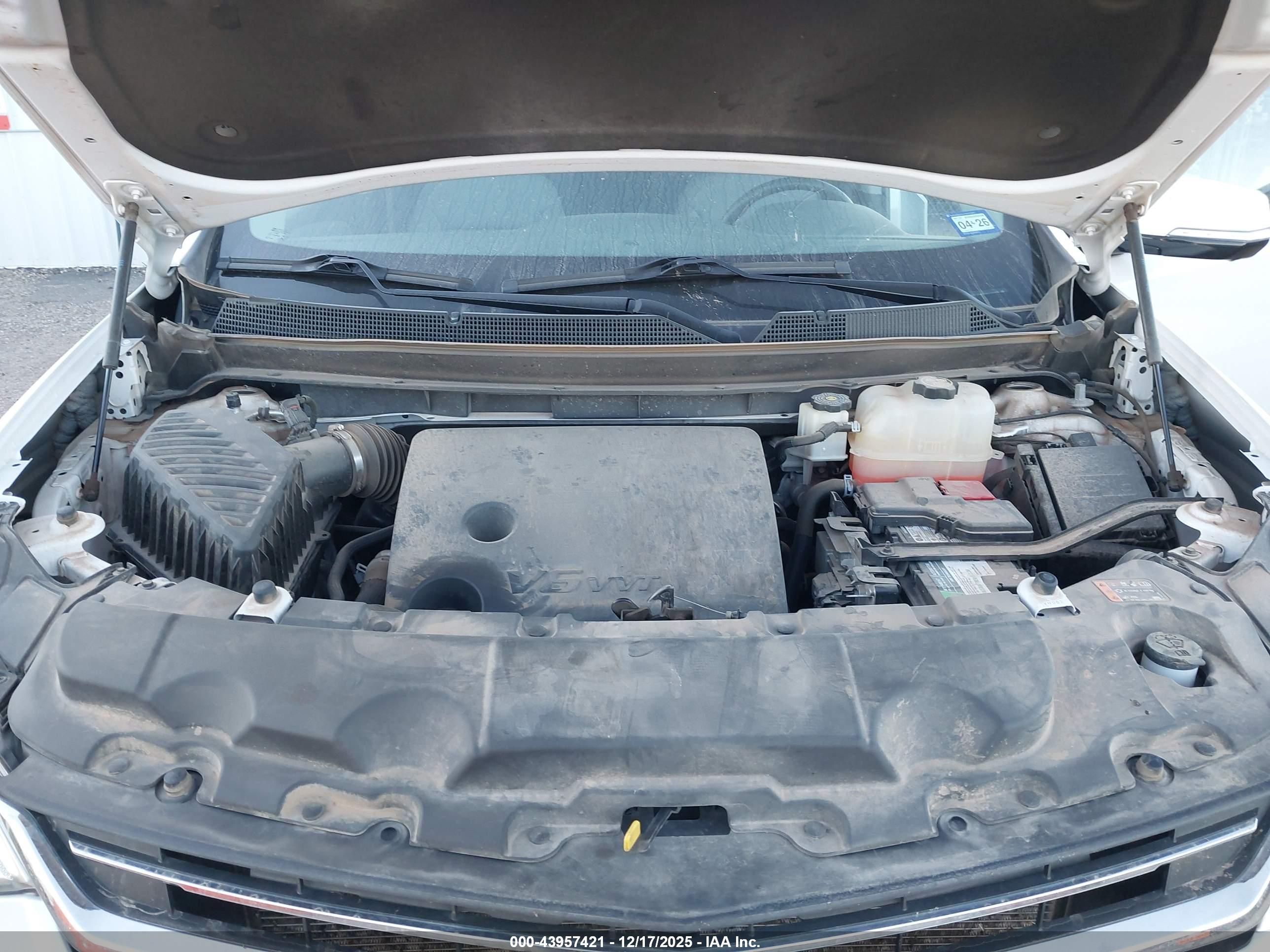 CHEVROLET TRAVERSE image 10