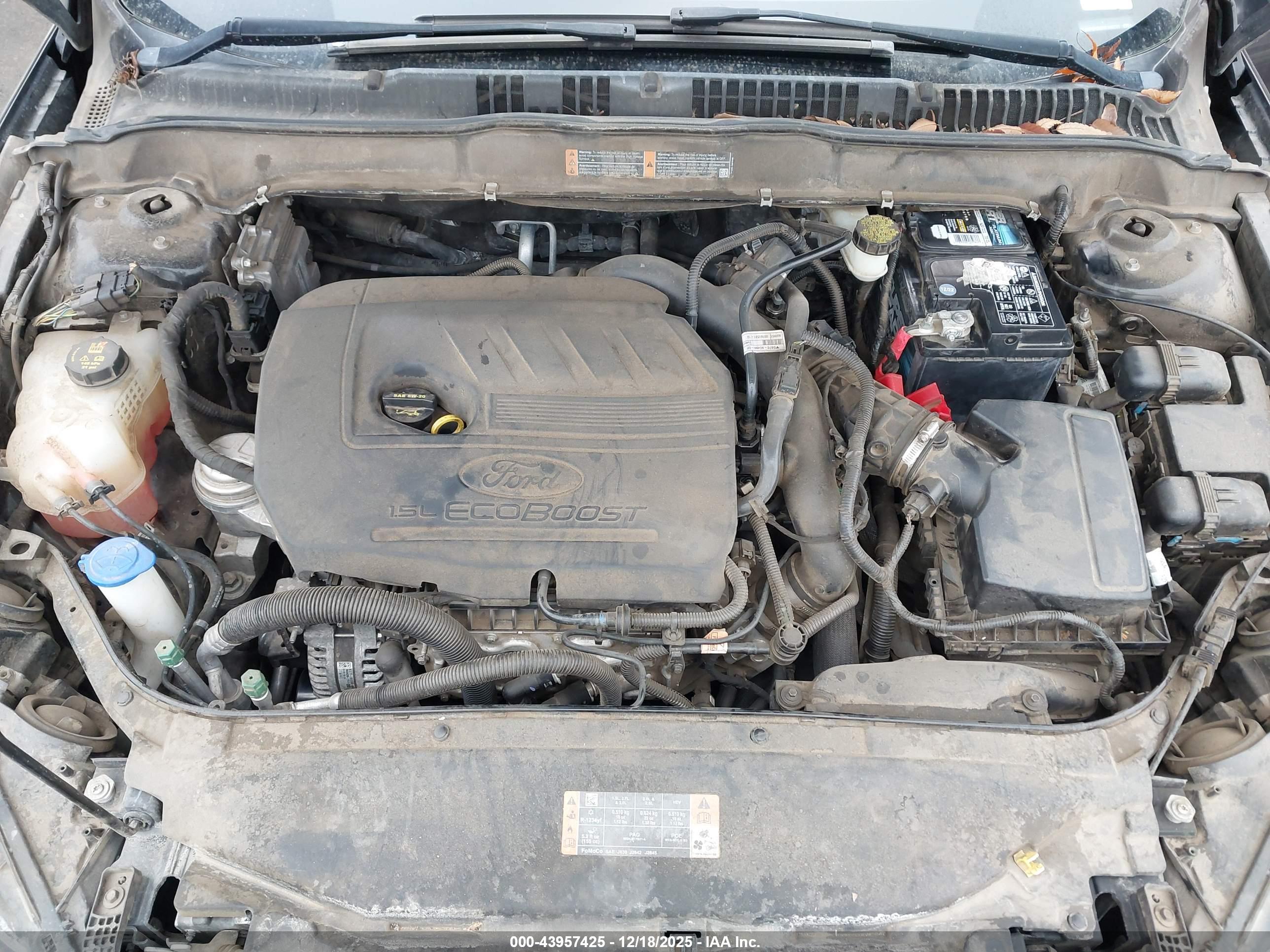 FORD FUSION image 10