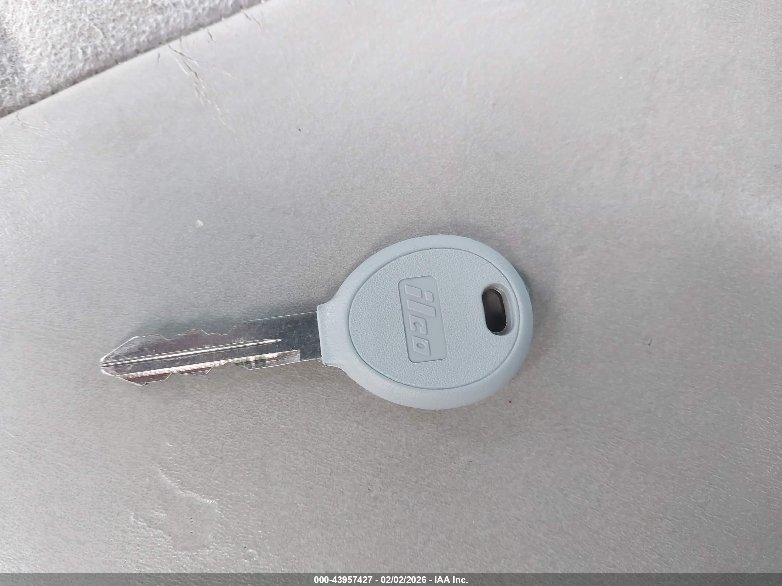 CHRYSLER SEBRING image 11