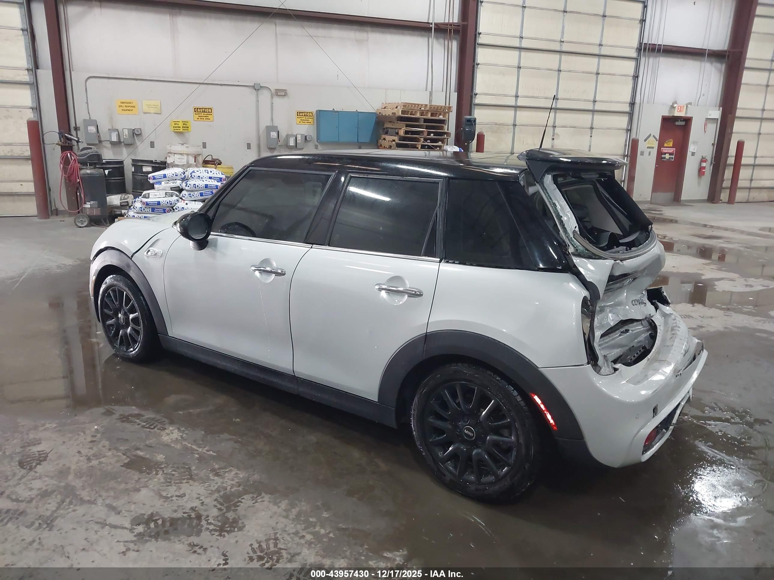 MINI HARDTOP image 3
