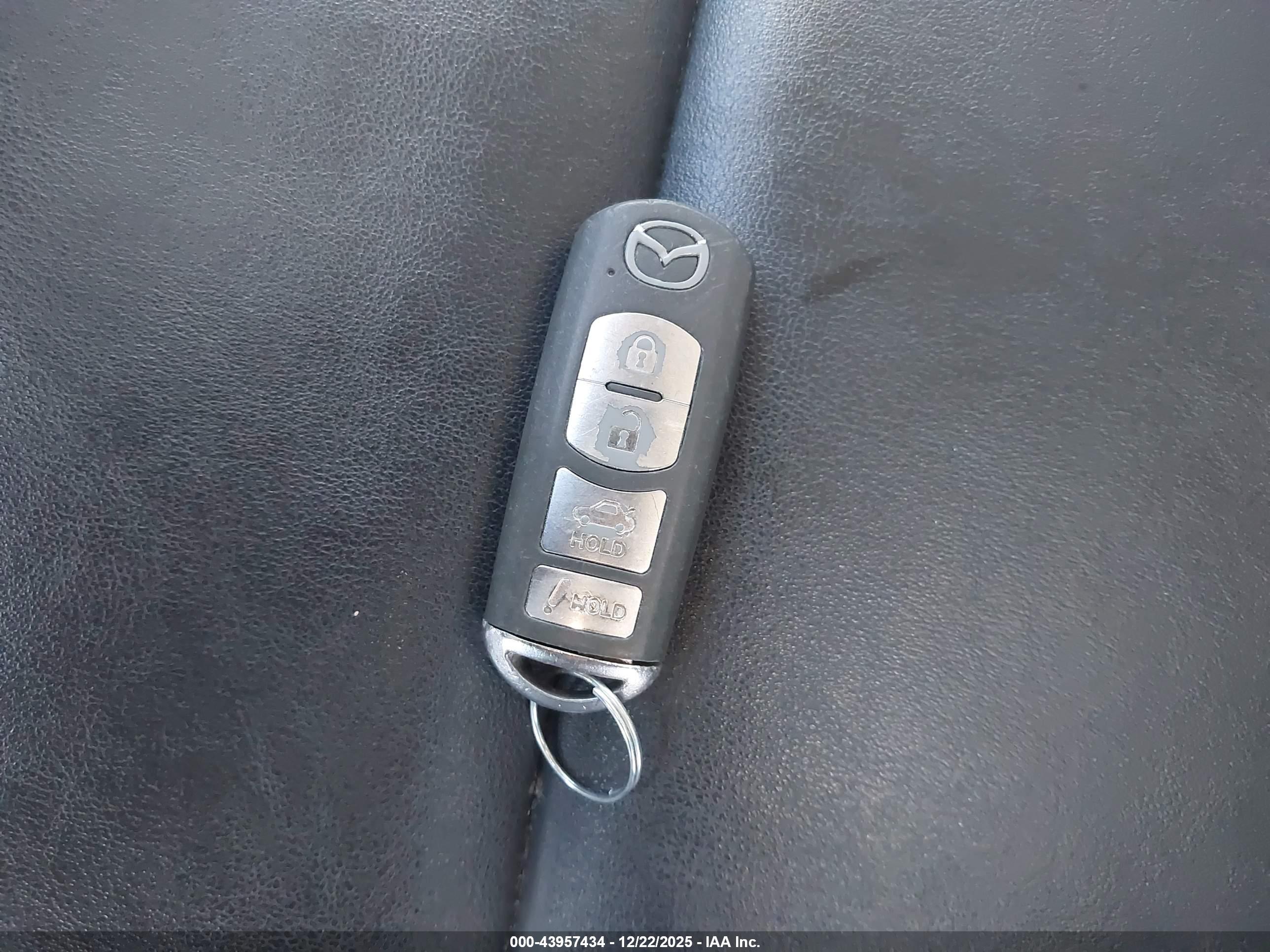 MAZDA MAZDA6 image 11