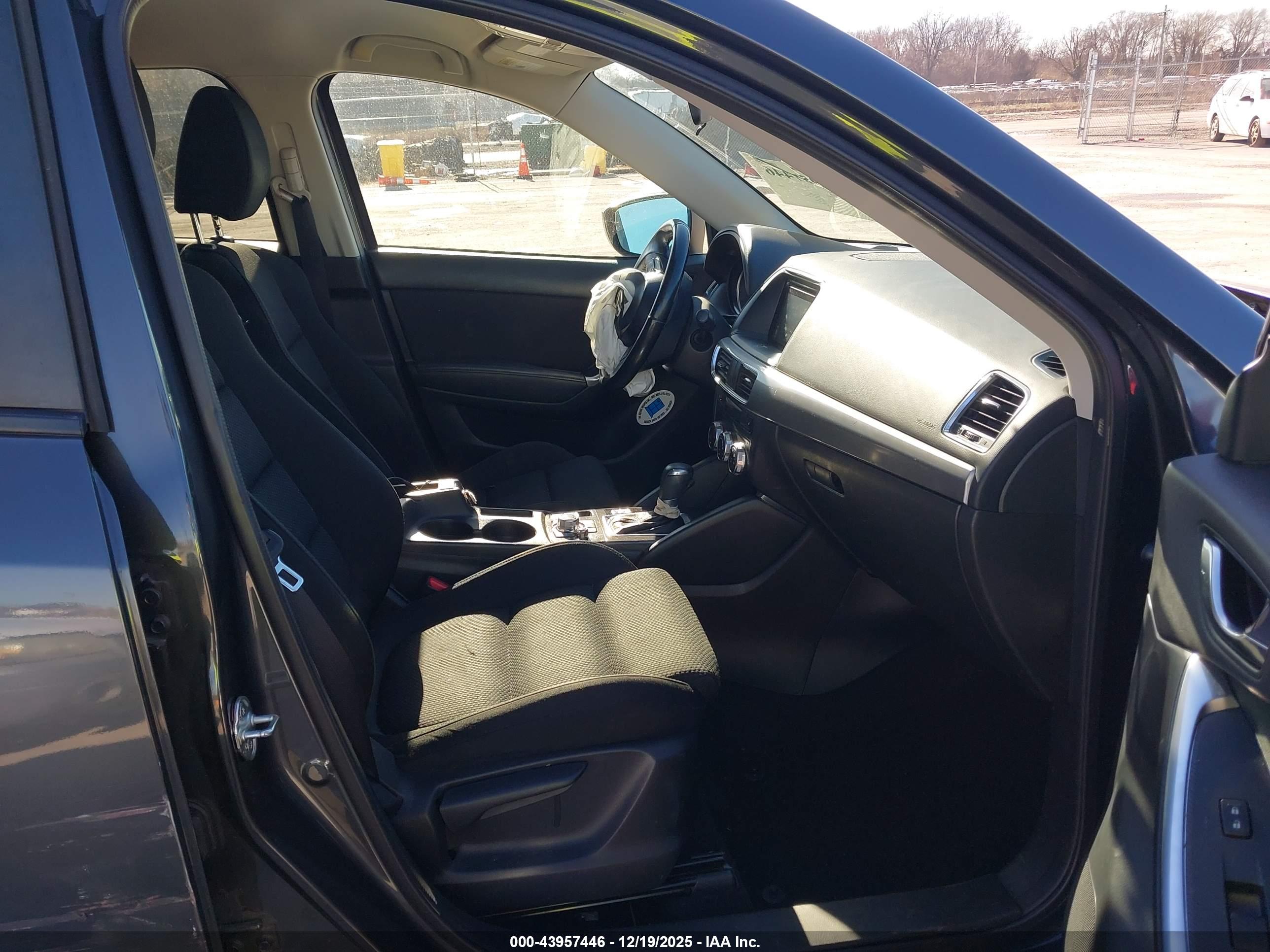 MAZDA CX-5 image 5