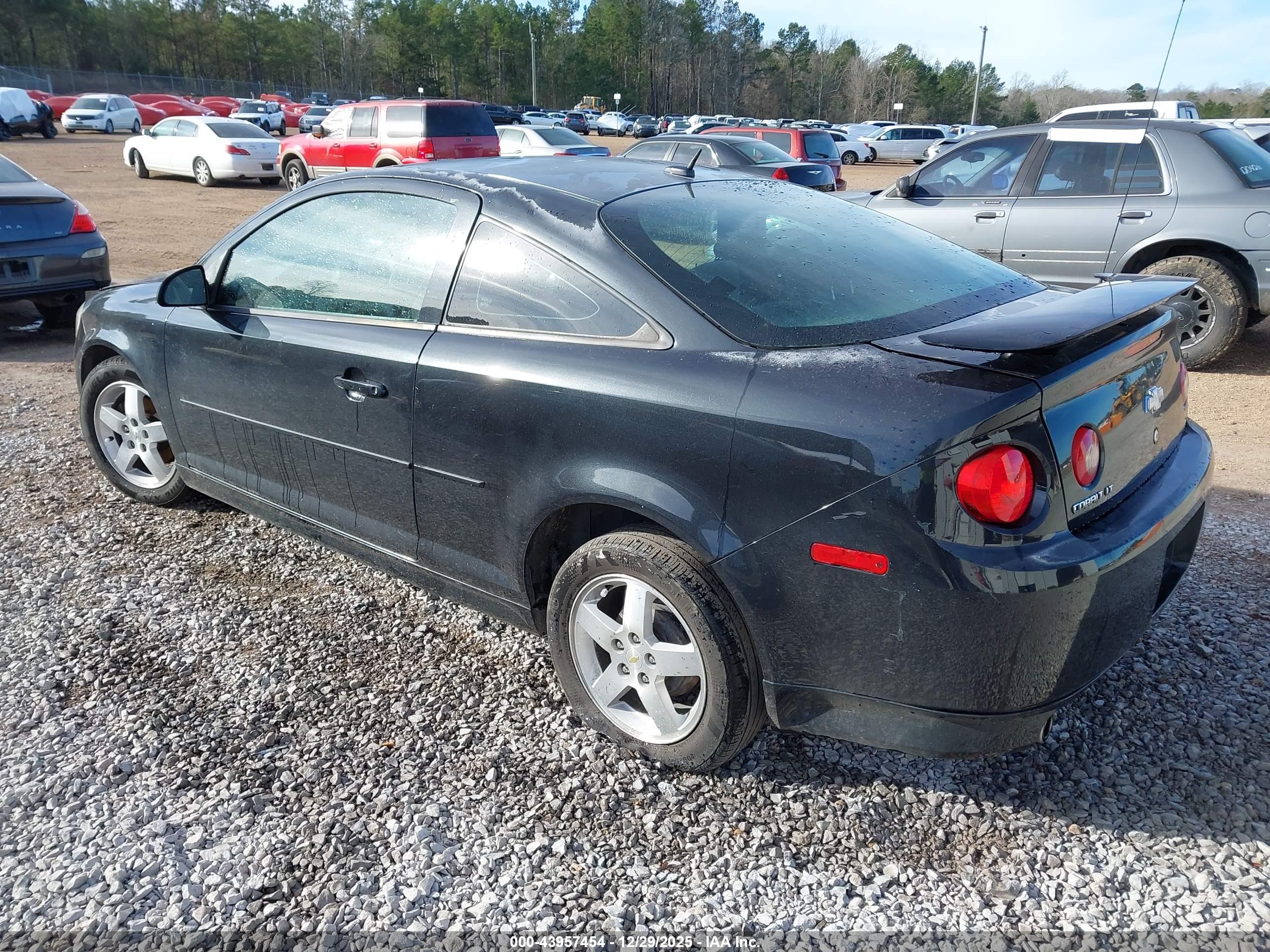 CHEVROLET COBALT image 3