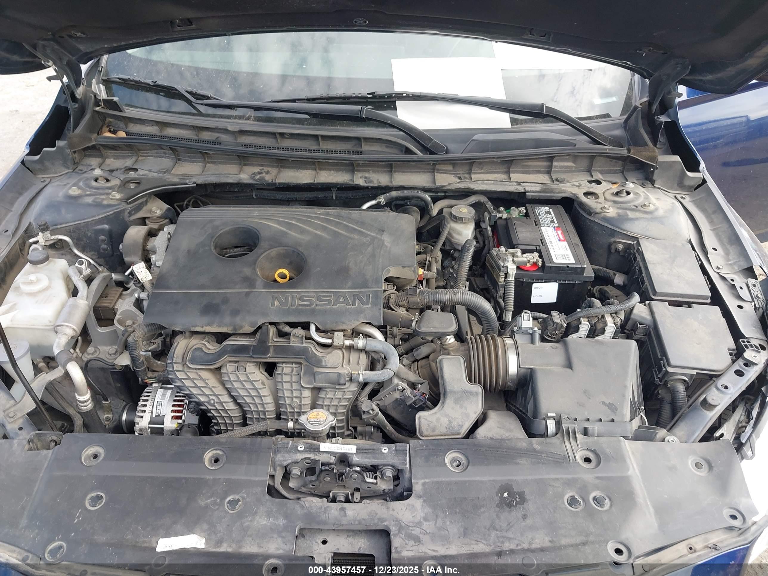 NISSAN ALTIMA image 10