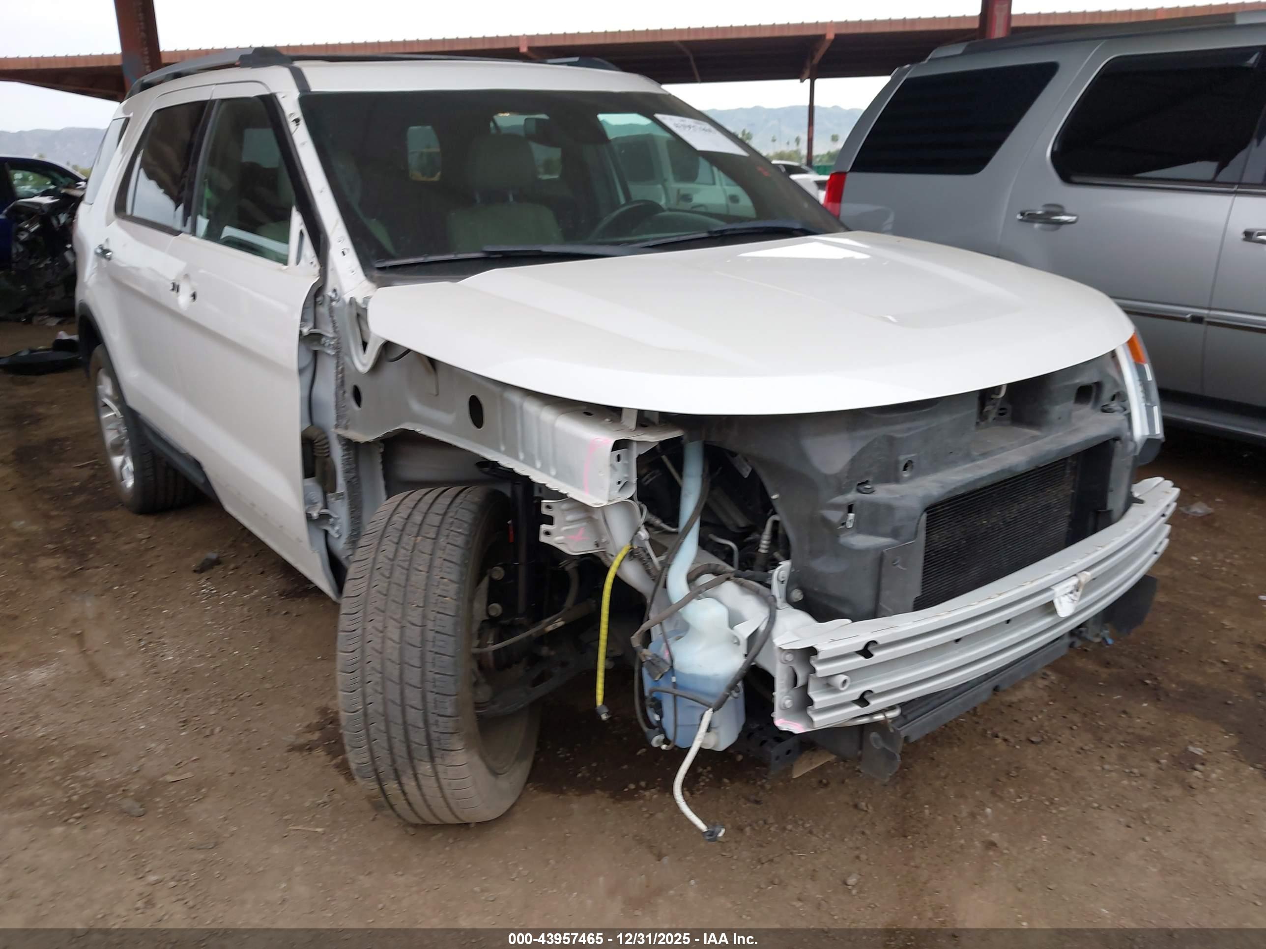 FORD EXPLORER image 6