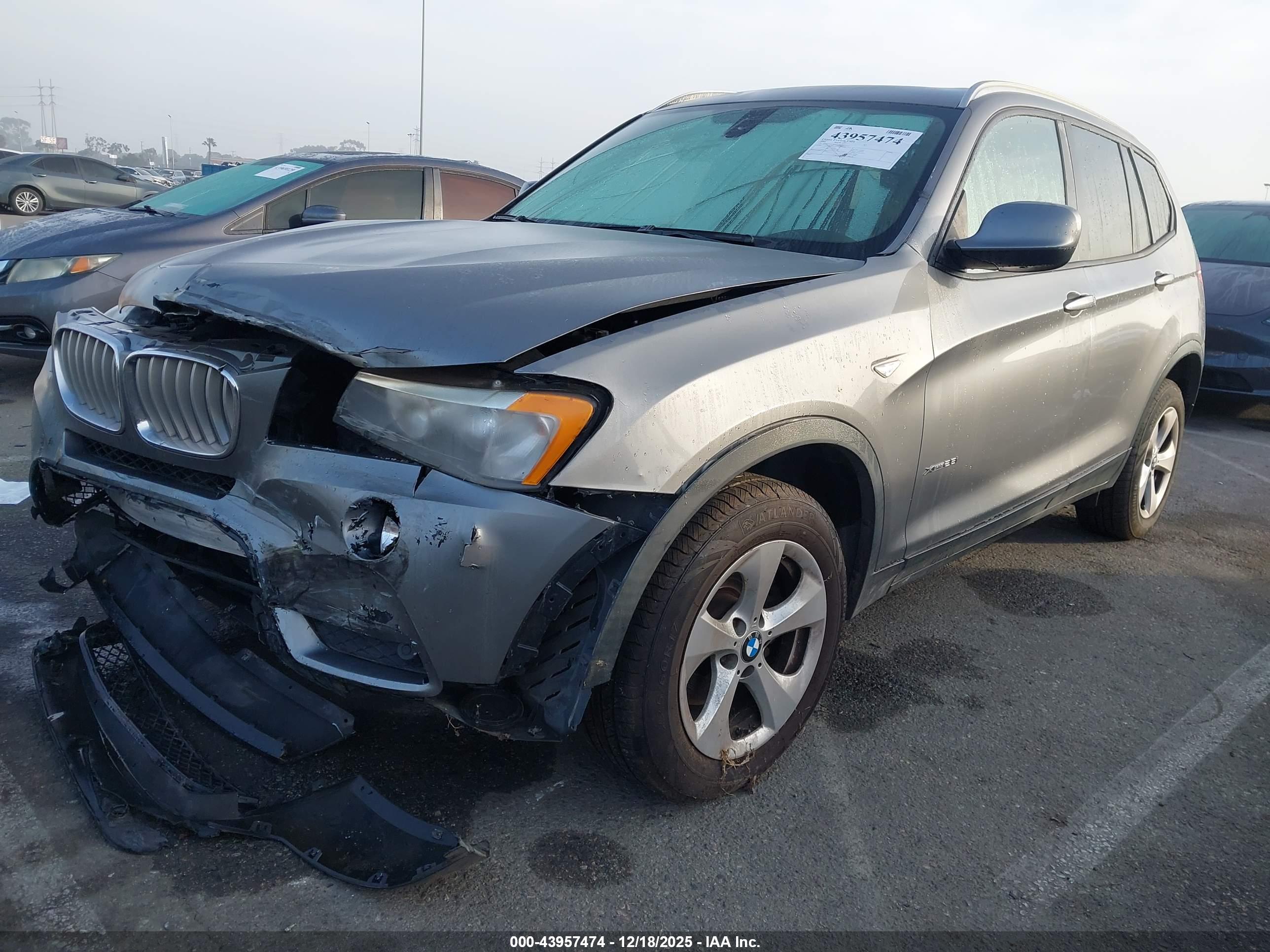 BMW X3 image 2