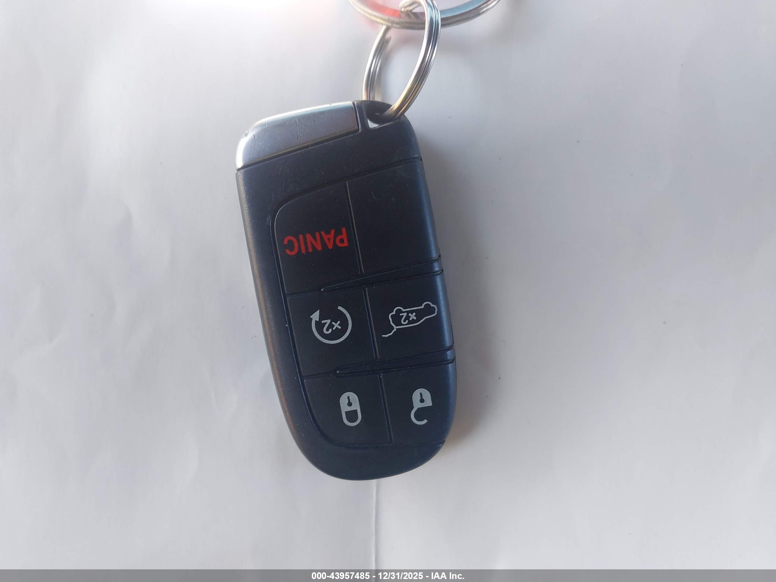 JEEP GRAND image 11