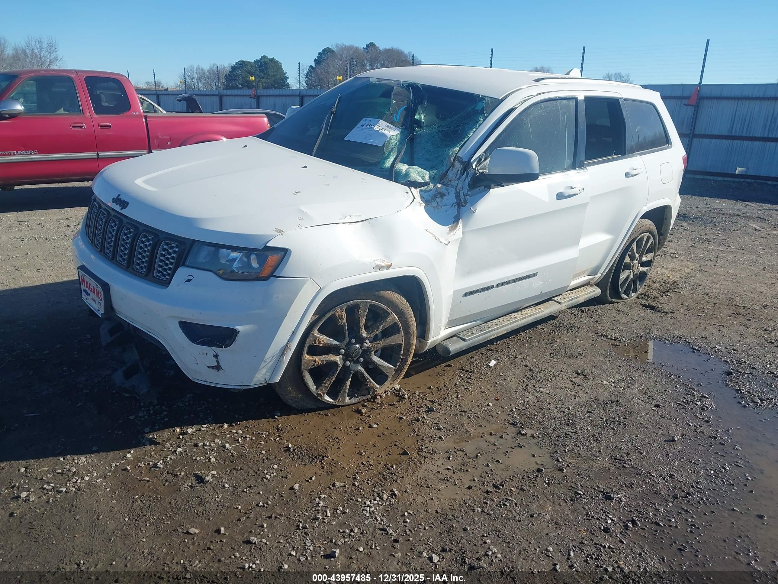 JEEP GRAND image 2