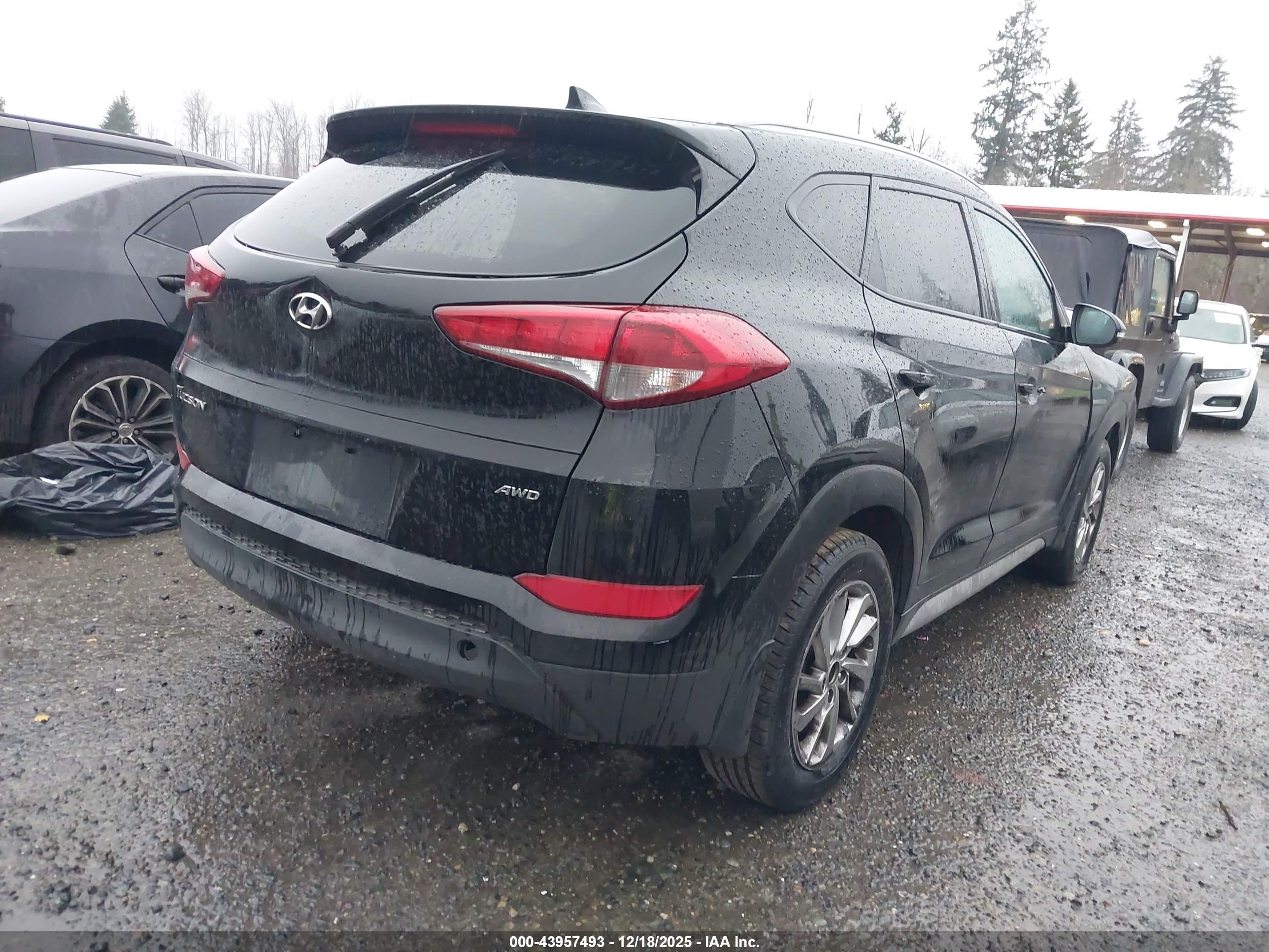HYUNDAI TUCSON image 4