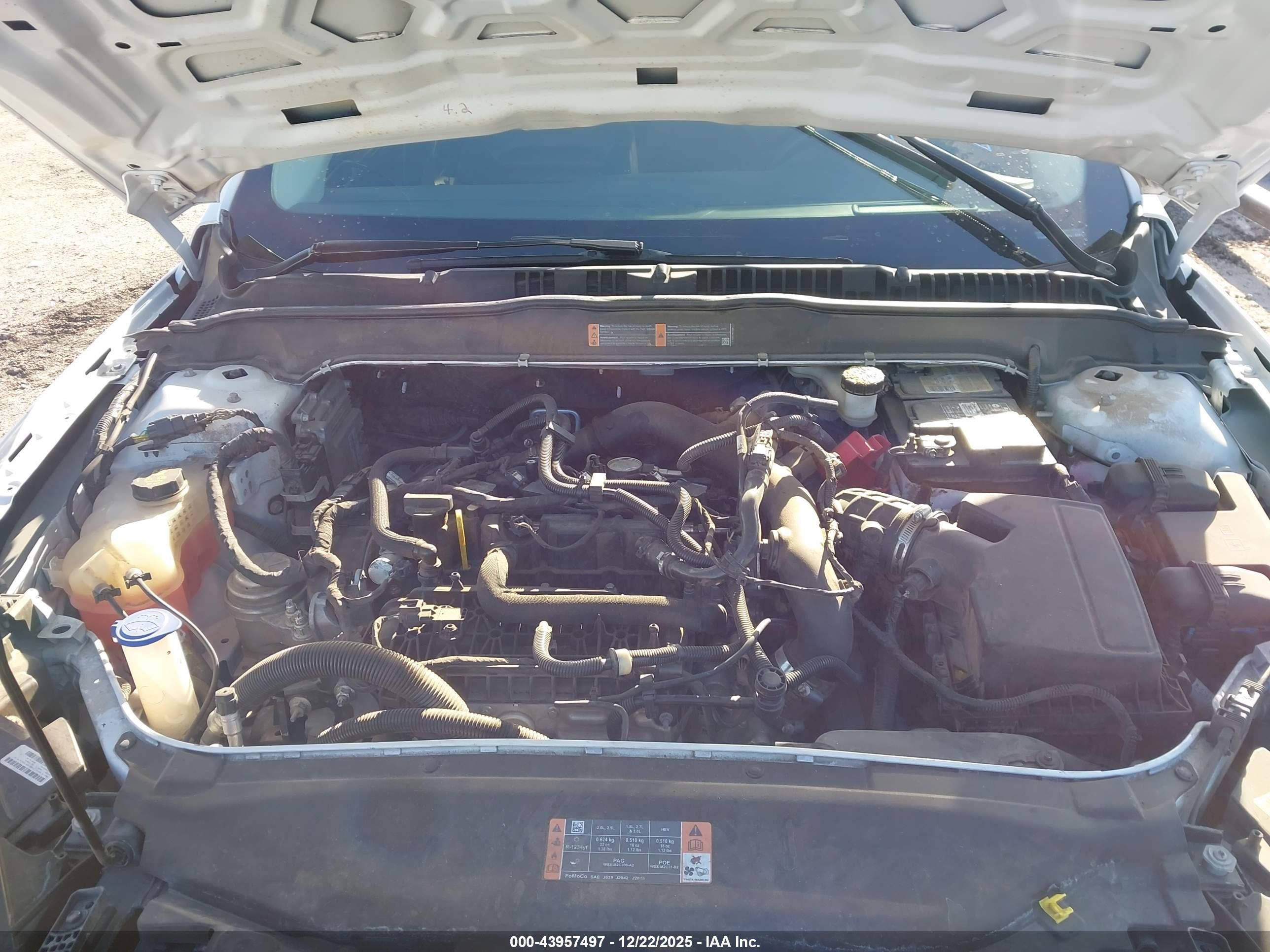 FORD FUSION image 10