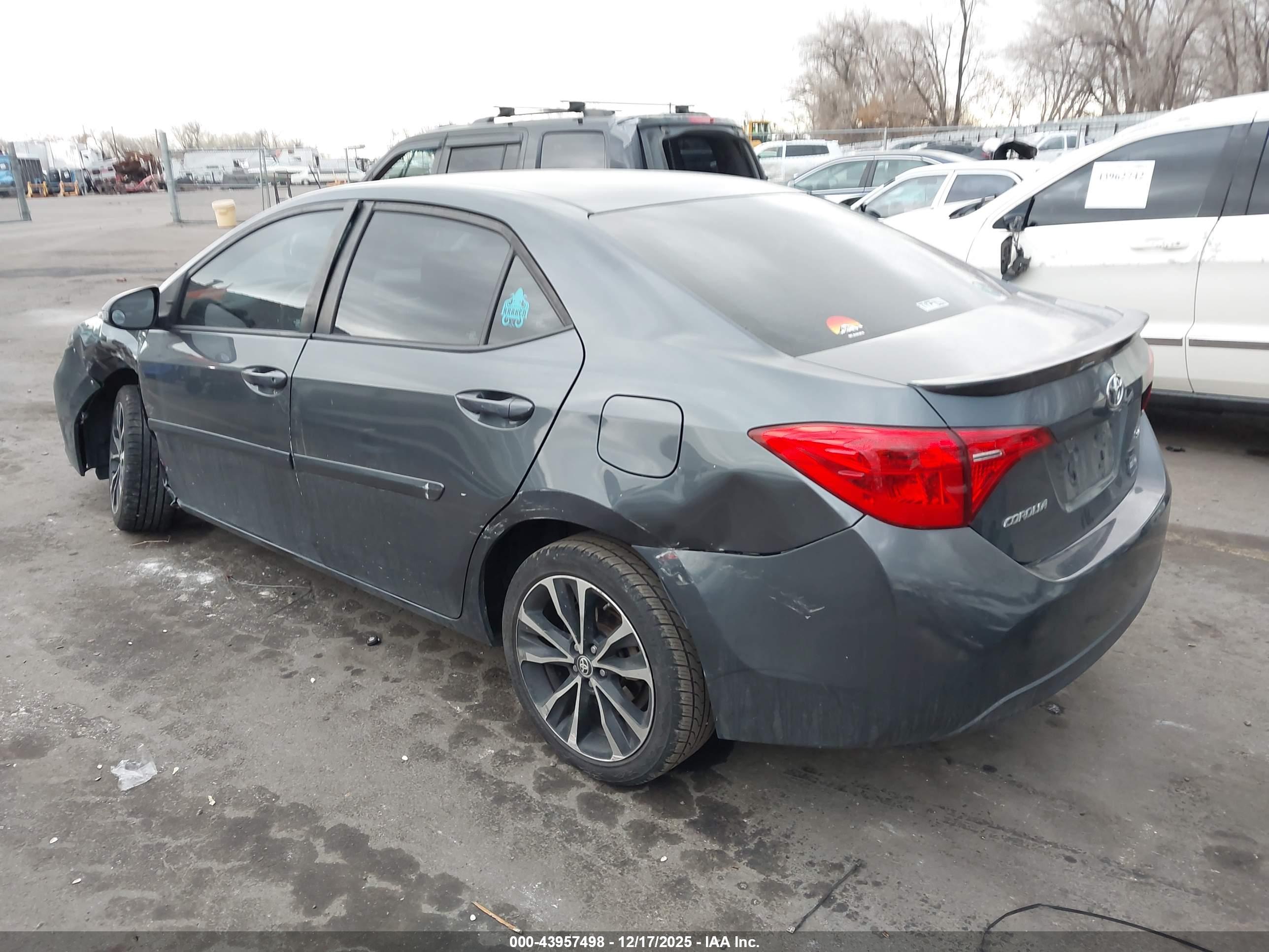 TOYOTA COROLLA image 3