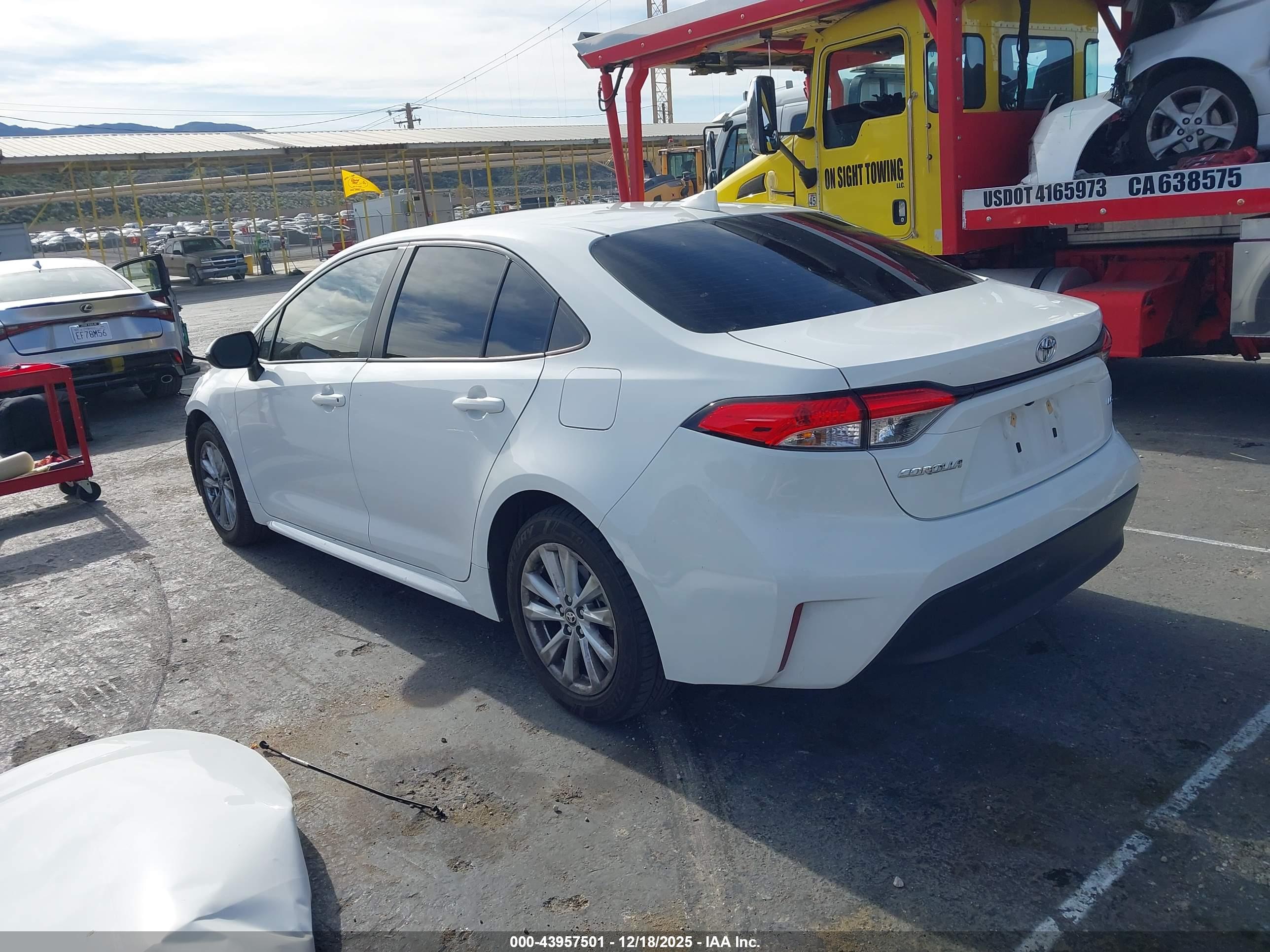 TOYOTA COROLLA image 3