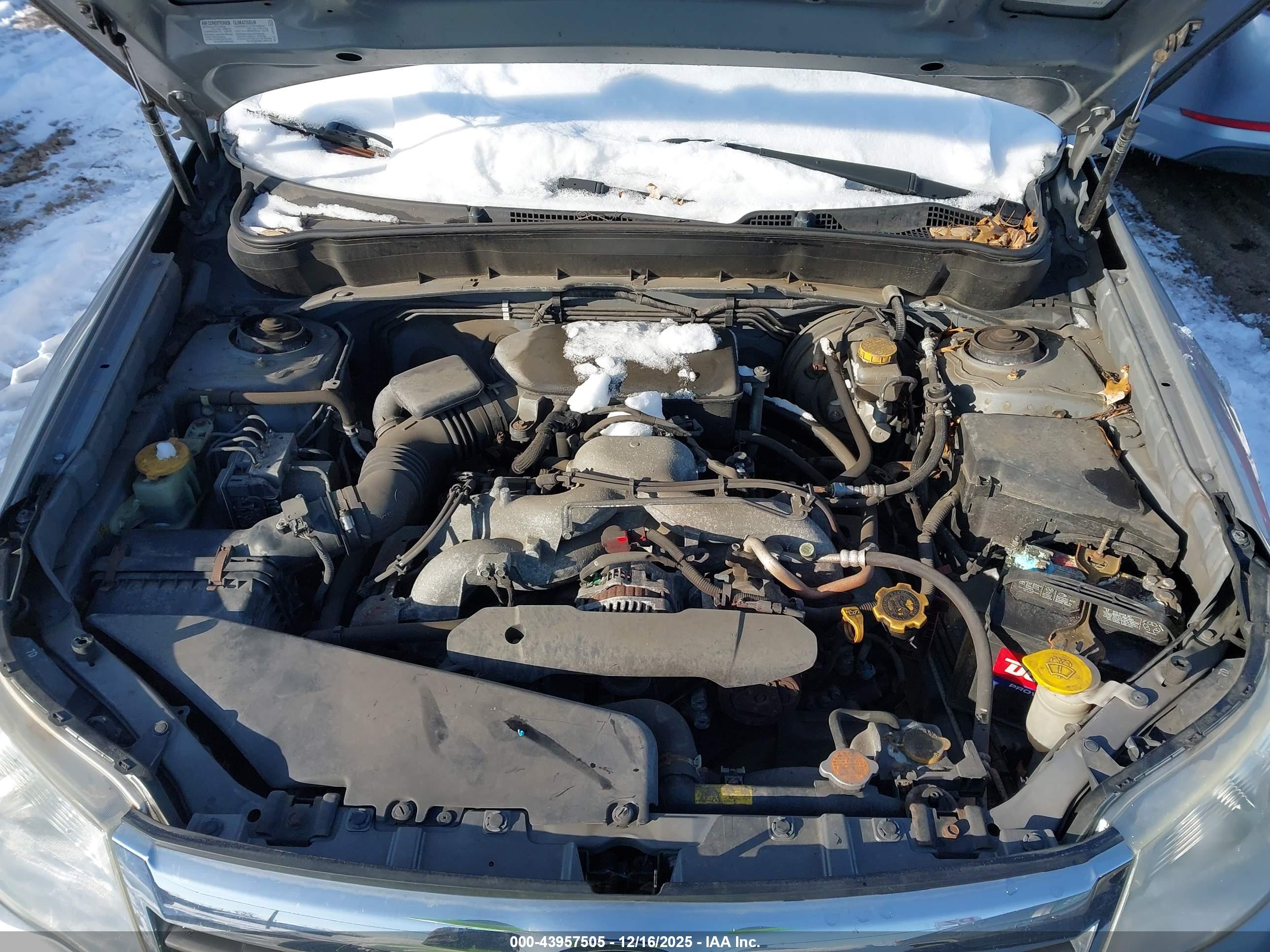 SUBARU FORESTER image 10