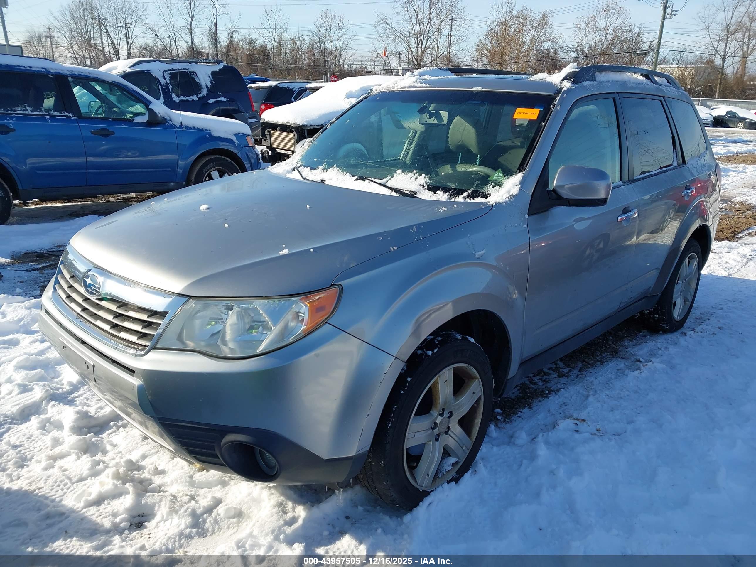 SUBARU FORESTER image 2