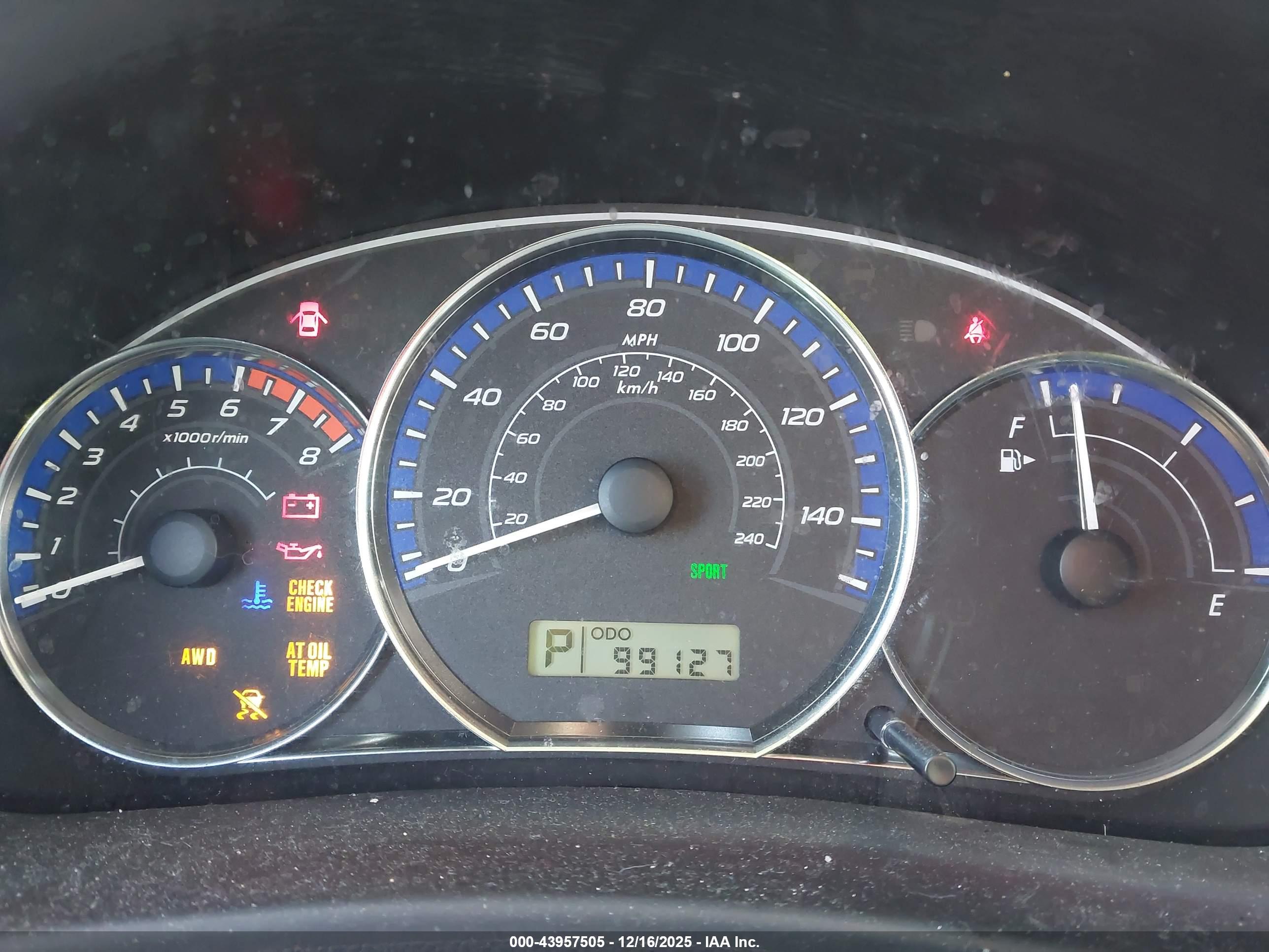 SUBARU FORESTER image 7