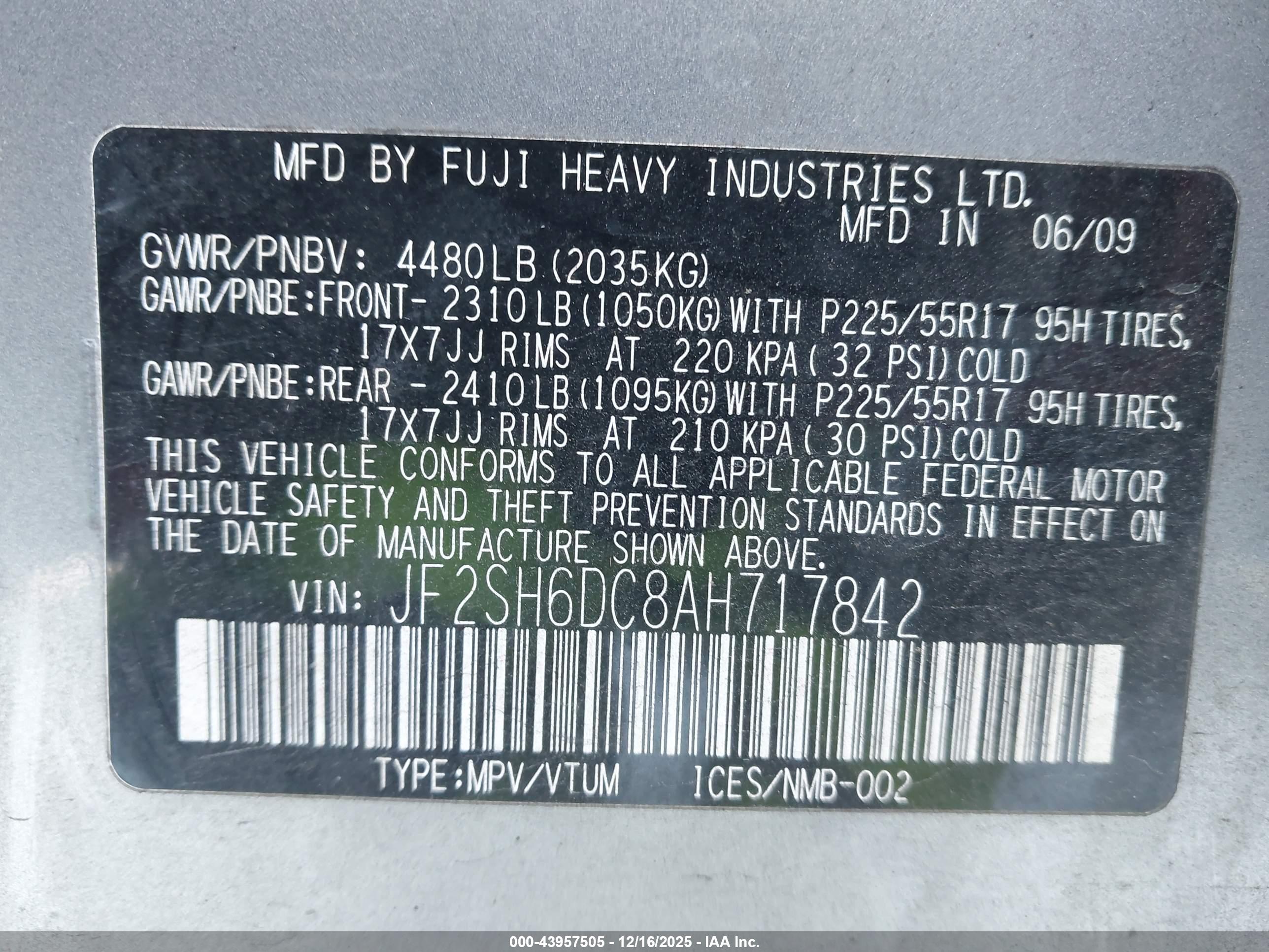 SUBARU FORESTER image 9