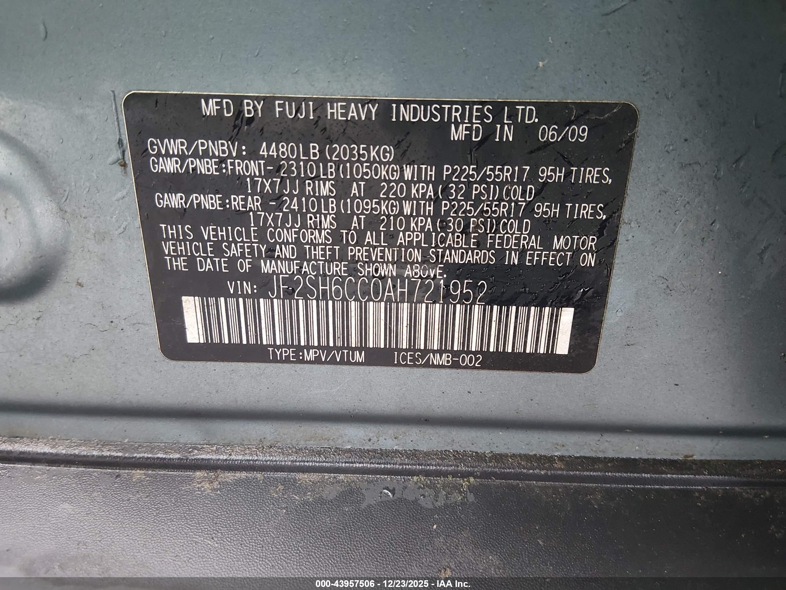 SUBARU FORESTER image 9